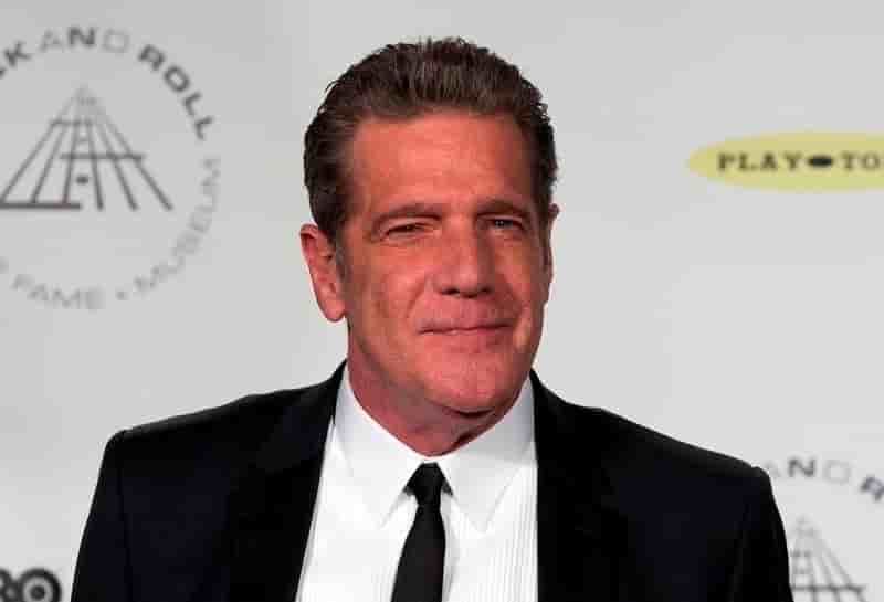 Le guitariste fondateur des eagles, glenn frey, est mort