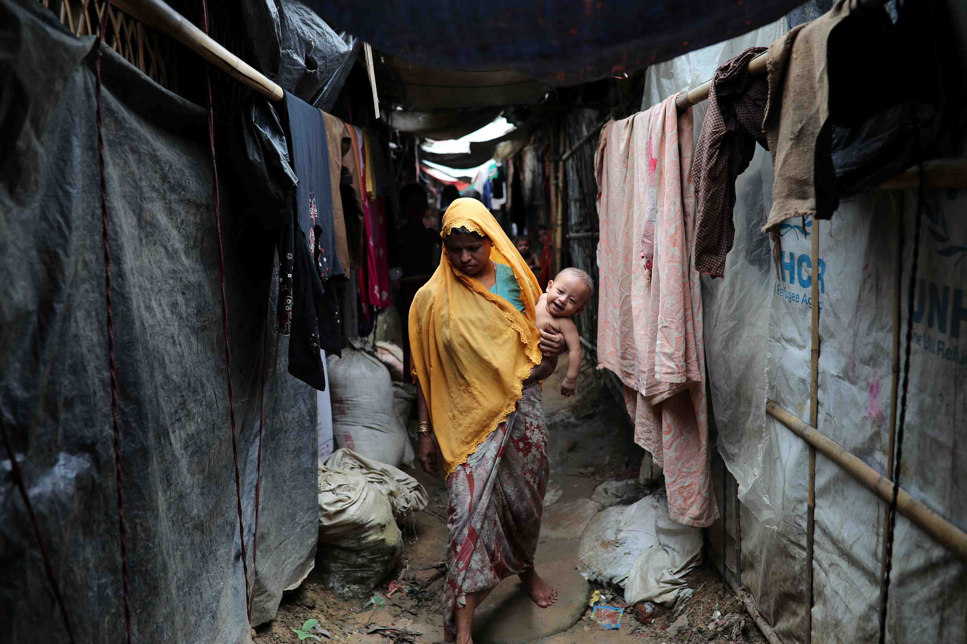 Les refugies rohingyas sans espoir, un an apres le debut de l'exode