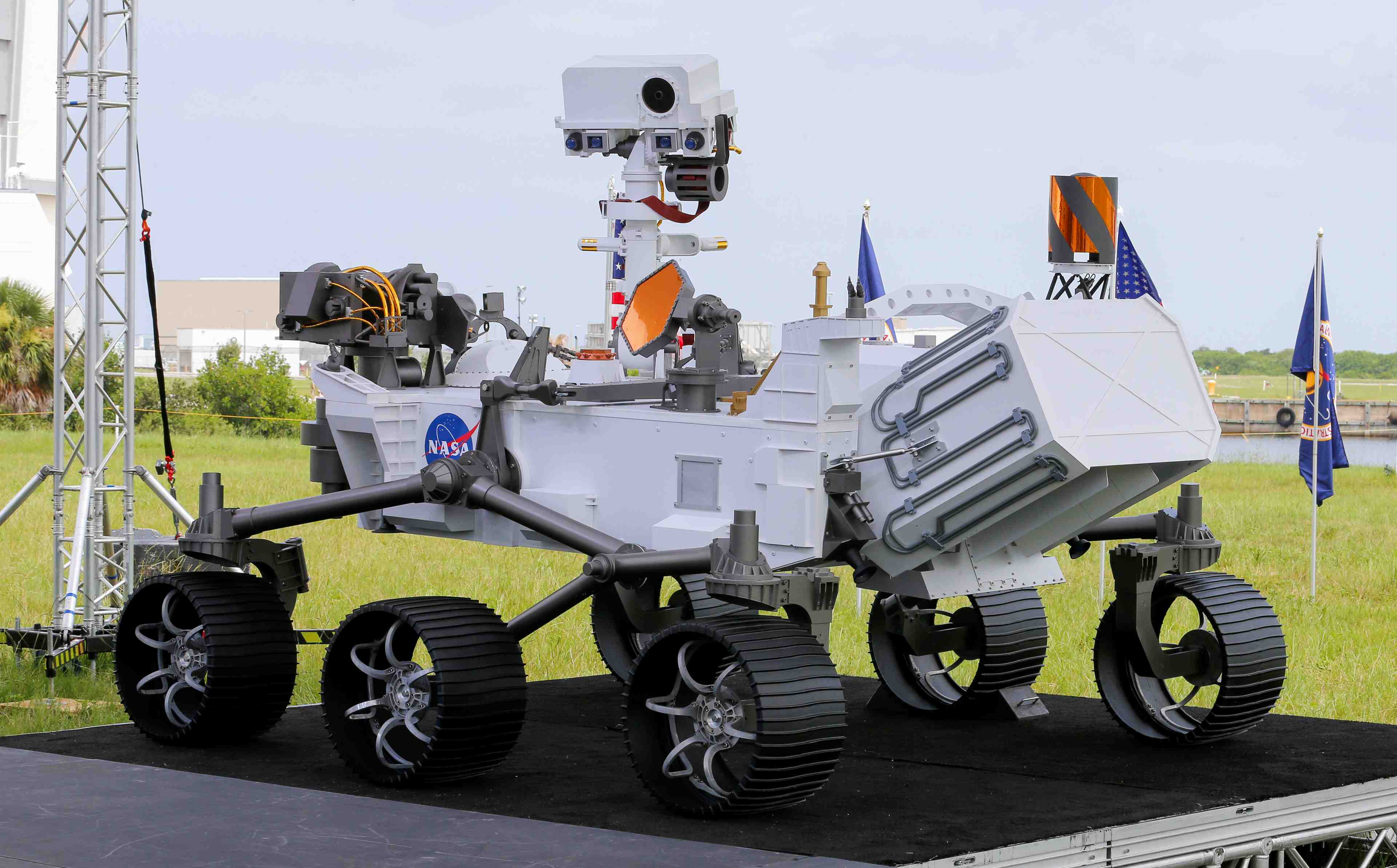 La nasa lance un robot nouvelle generation a destination de mars