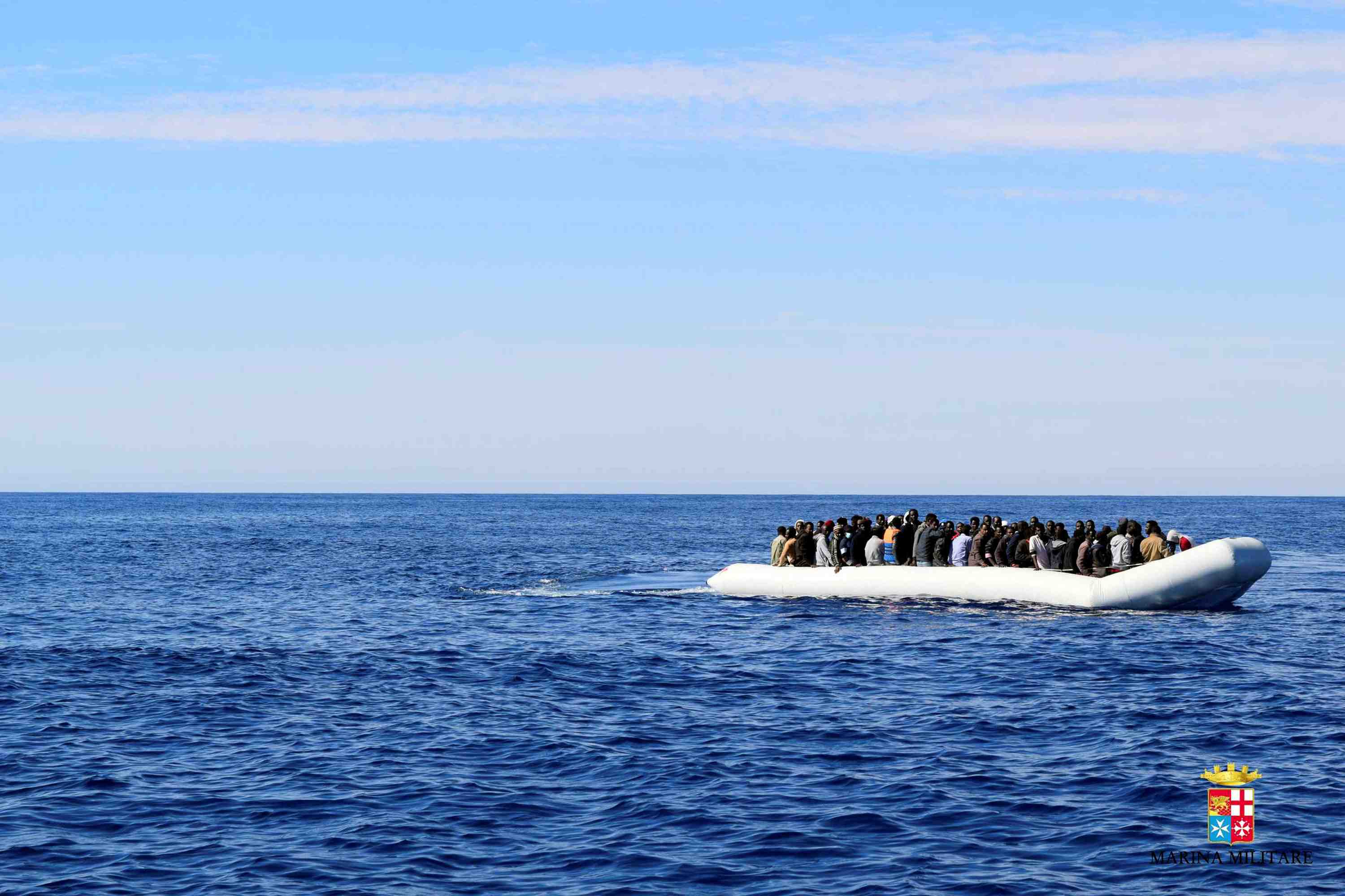 Les garde-cotes italiens sauvent plus de 2.000 migrants