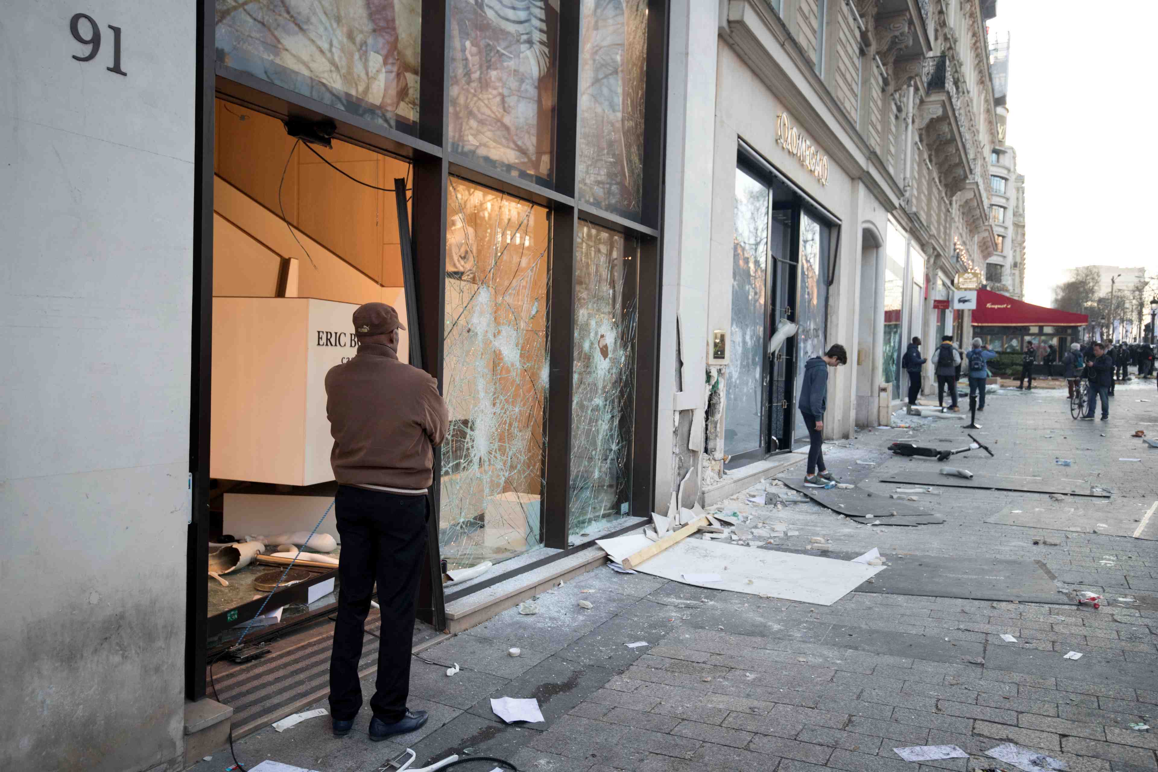 170 millions d'euros de degradations liees aux "gilets jaunes"
