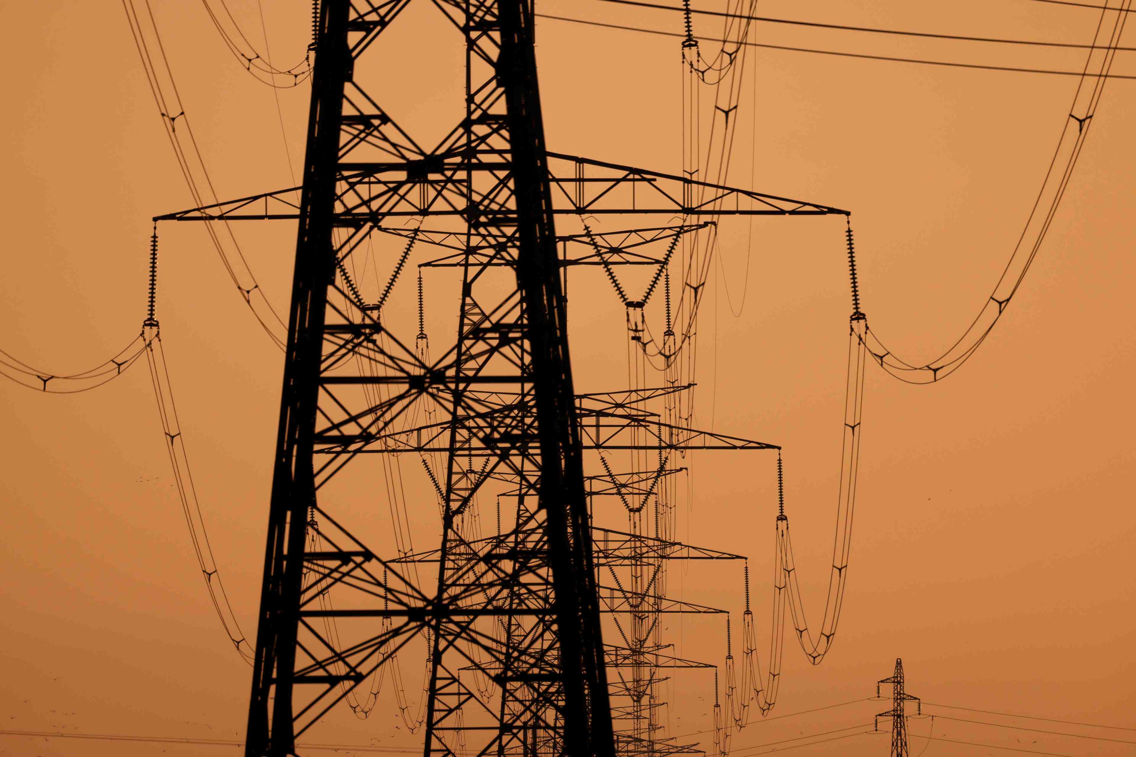 France: rte recommande une vigilance du systeme electrique jusqu'en 2024