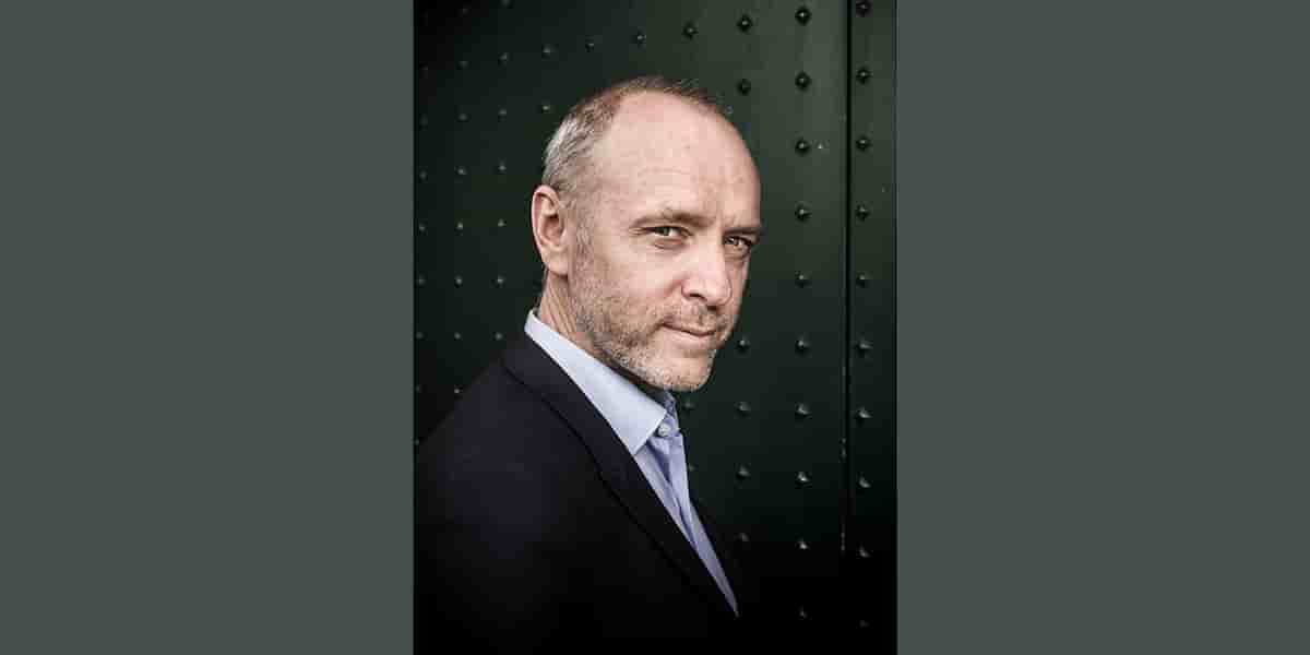 Philippe Collin, producteur de radio, auteur, scénariste de bande dessinée et journaliste.