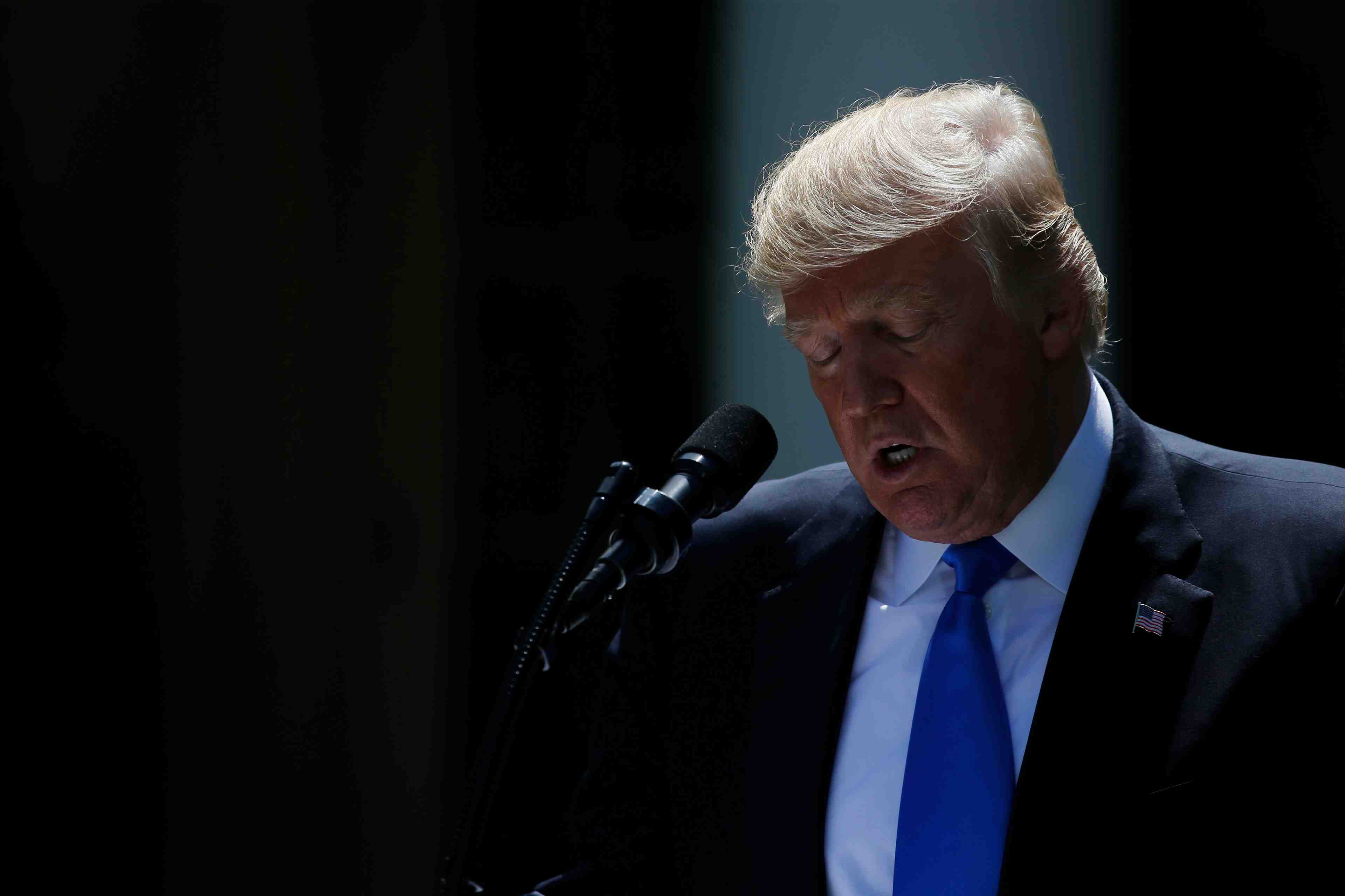 Trump : comey ne dit pas la verite, le president veut repondre sous serment