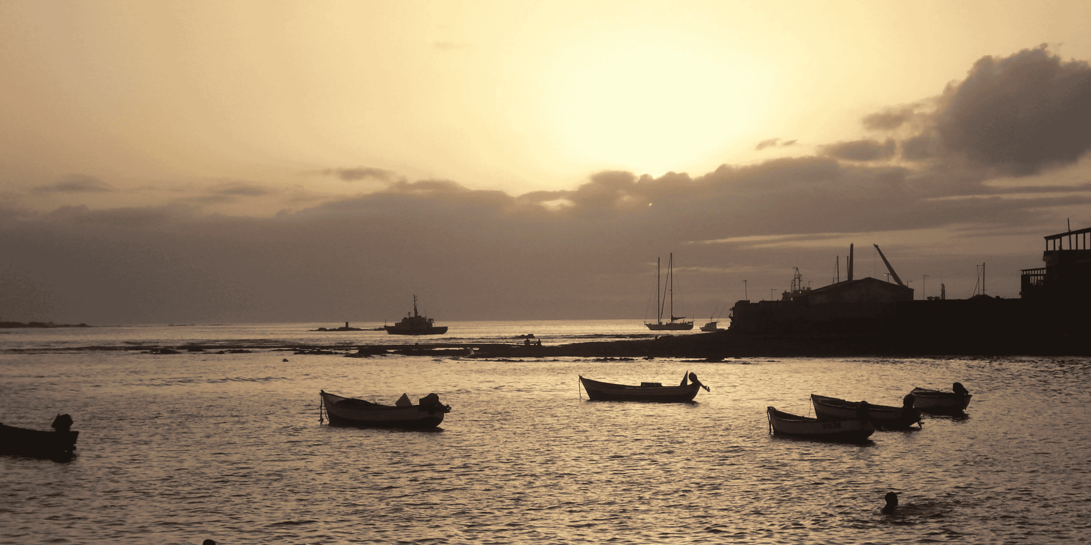 Cap-Vert Cap vert cabo verde cape port mer océan barques pêche navires