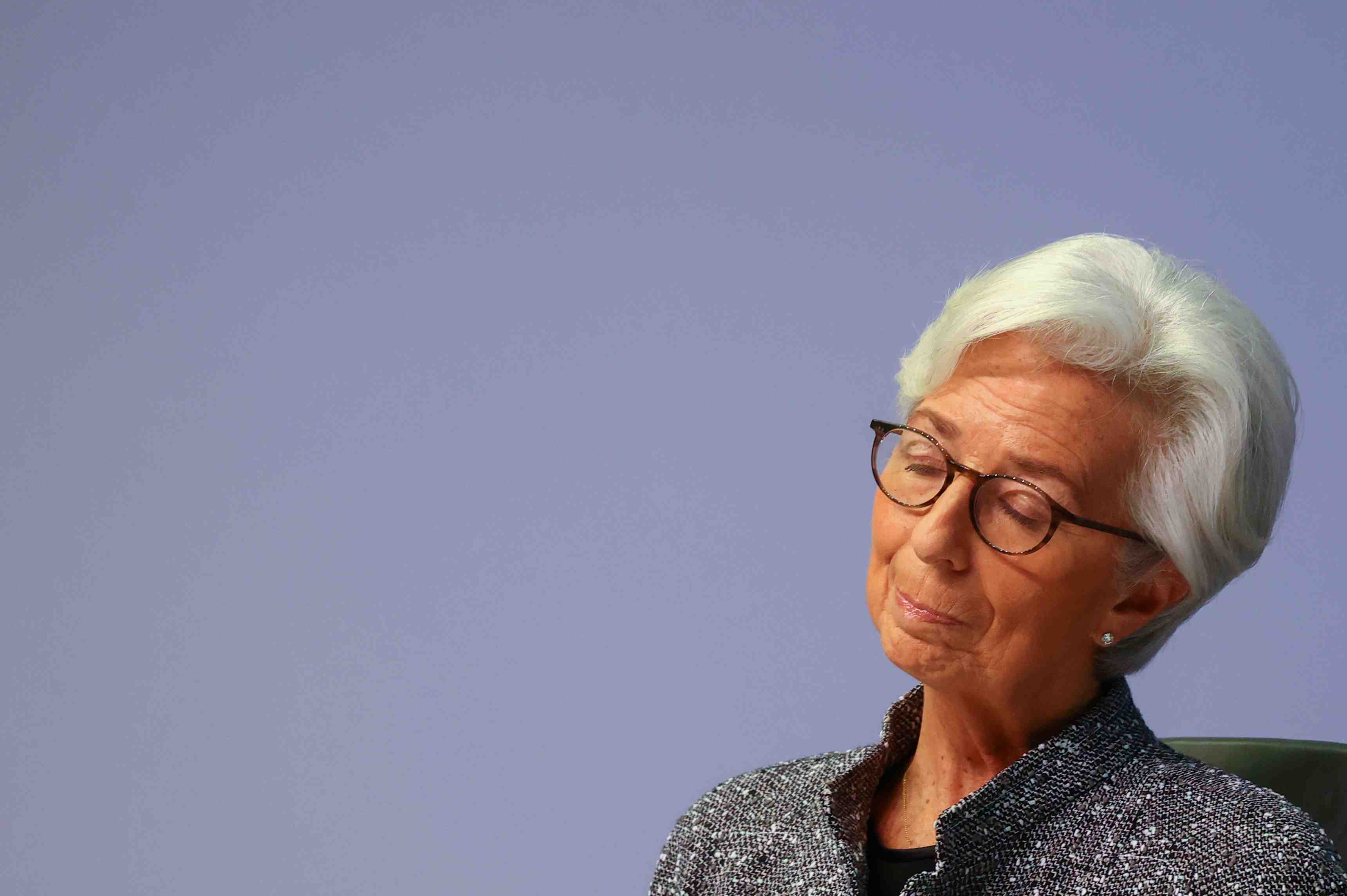 Annuler les dettes apres la crise, "totalement impensable" pour christine lagarde