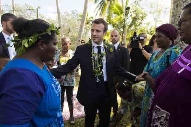Emmanuel Macron lors d'un déplacement en Nouvelle Calédonie en 2018.