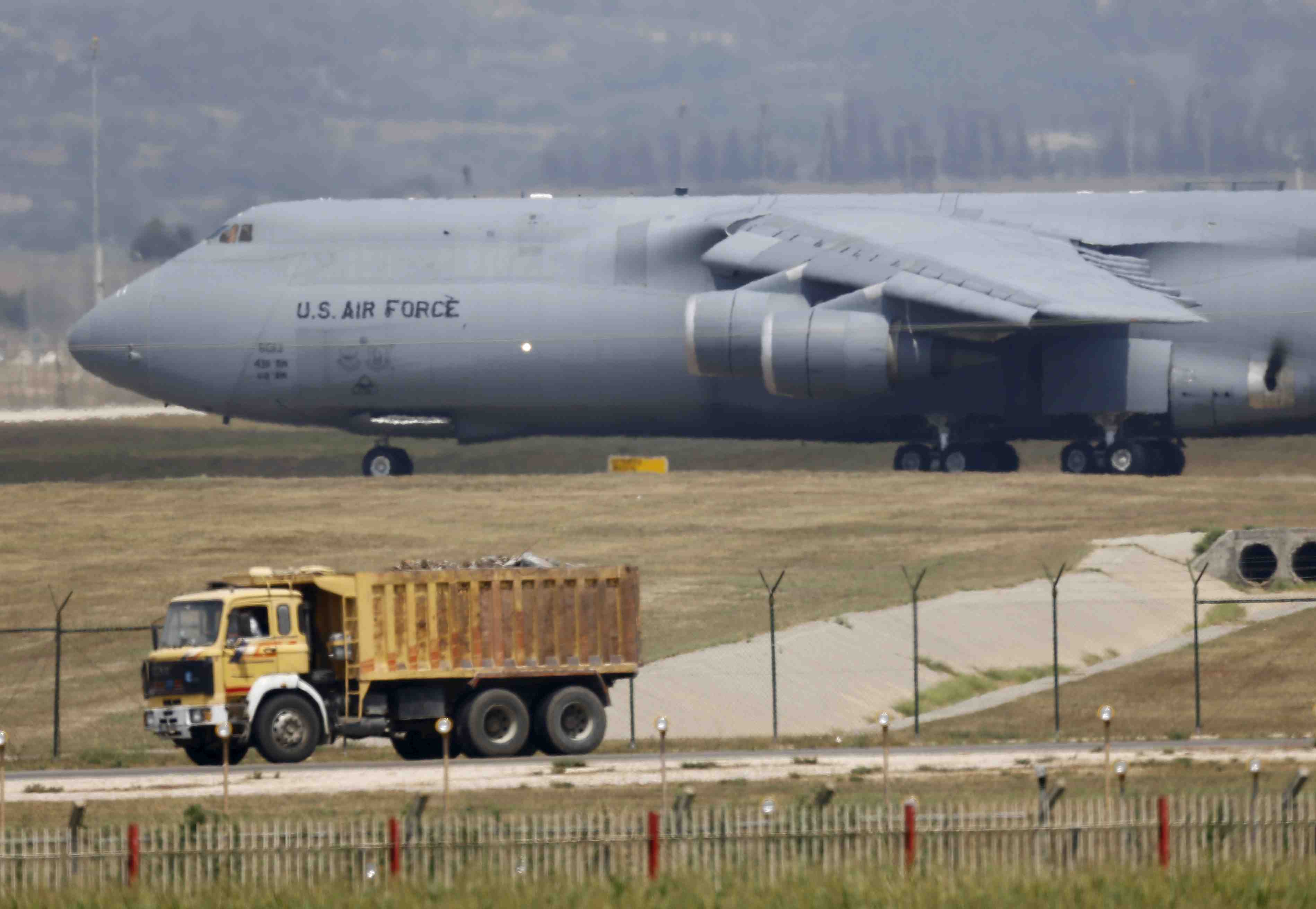 Les usa dementent un accord sur une "zone de securite" en syrie