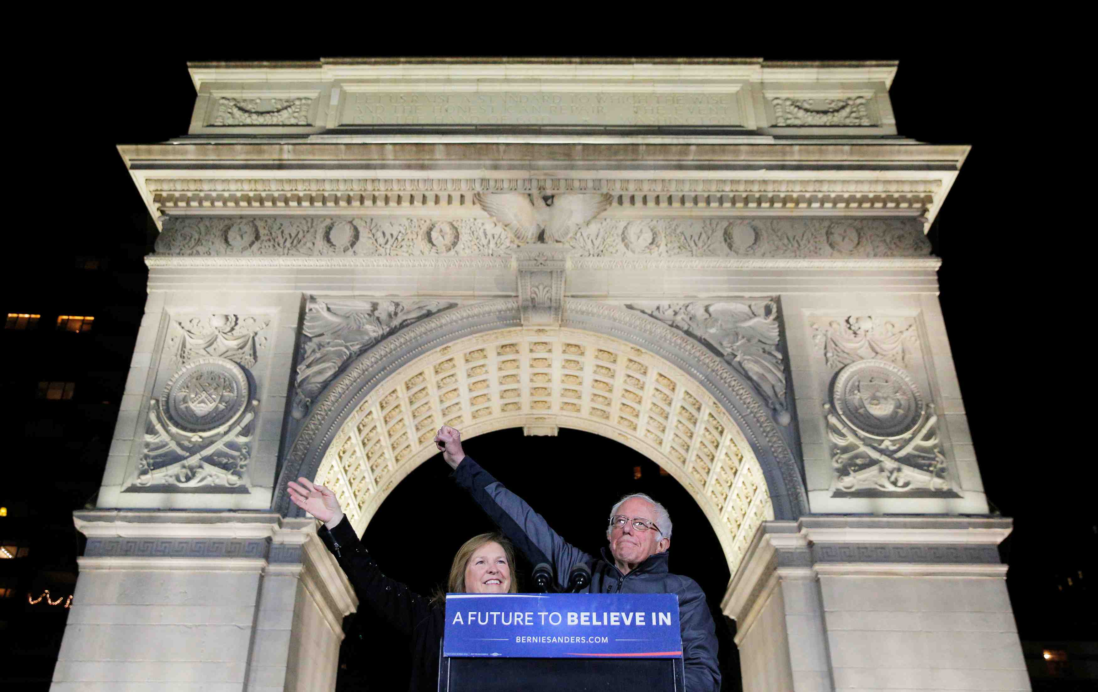Bernie sanders publie sa feuille d'impots