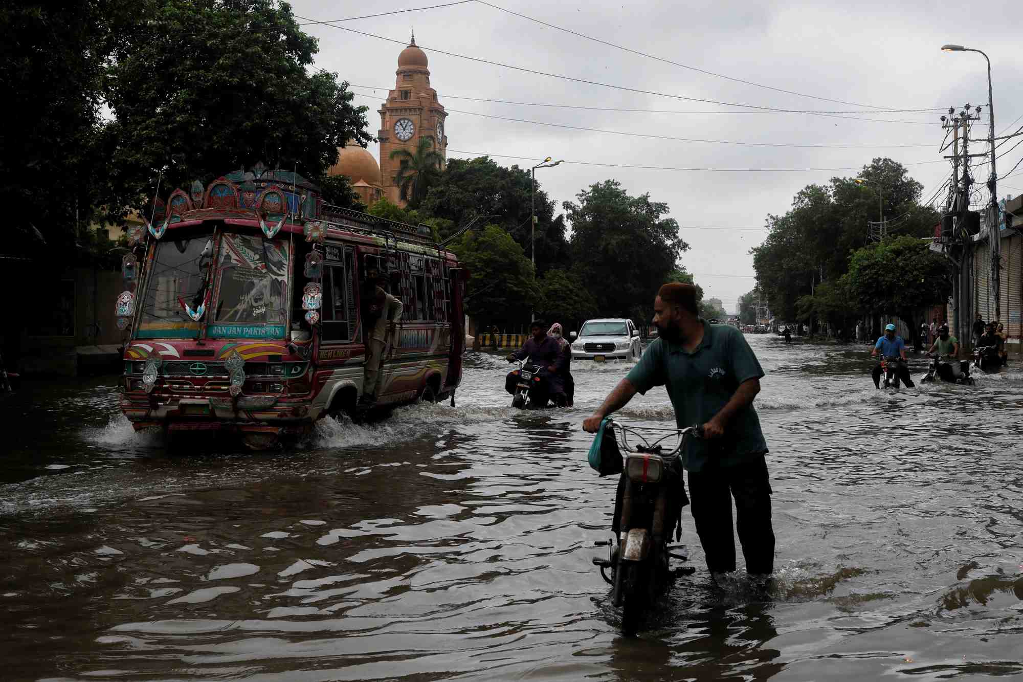 Les pluies de mousson ont fait 550 morts au pakistan en juillet