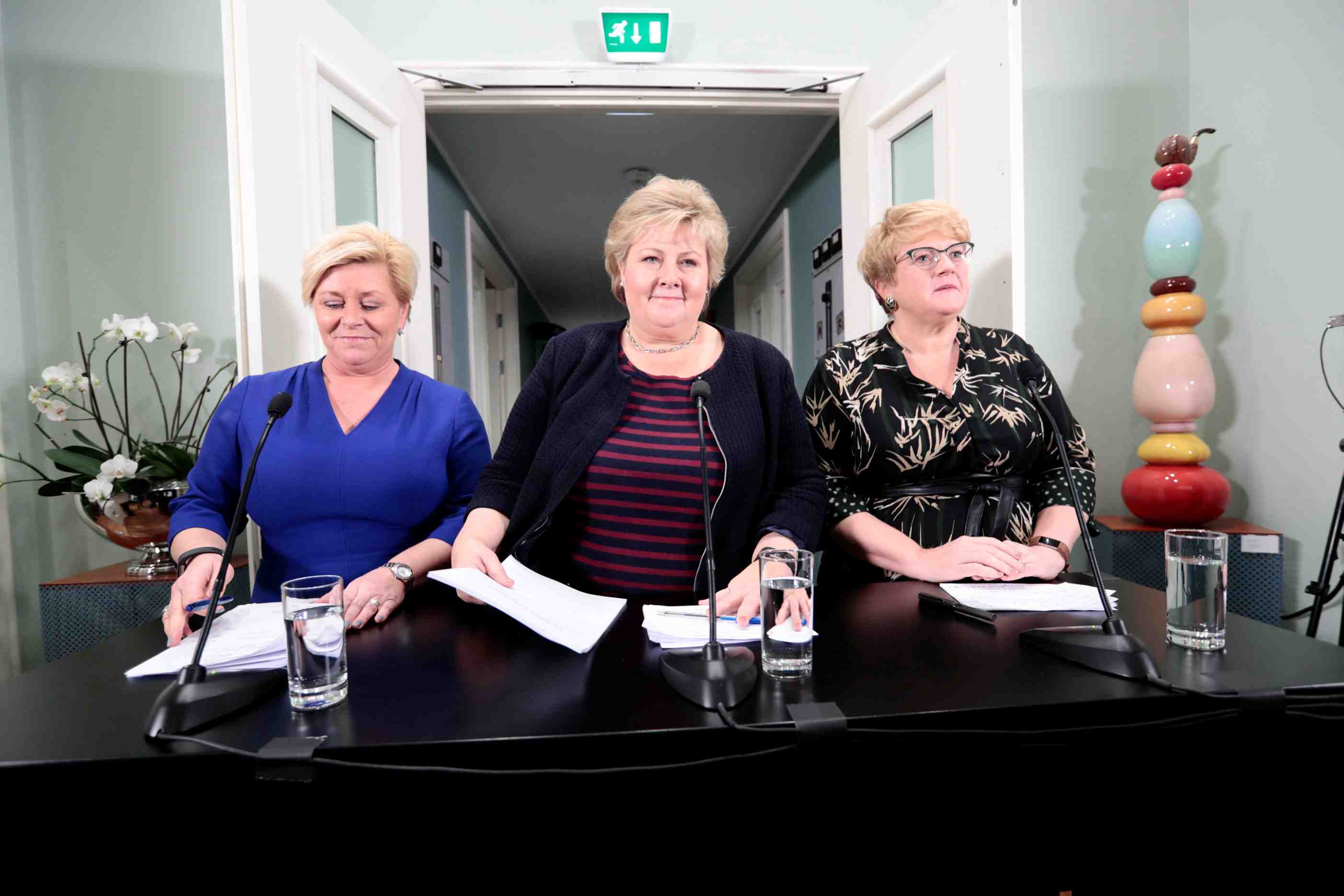 Norvege: la coalition s'elargit au petit parti liberal