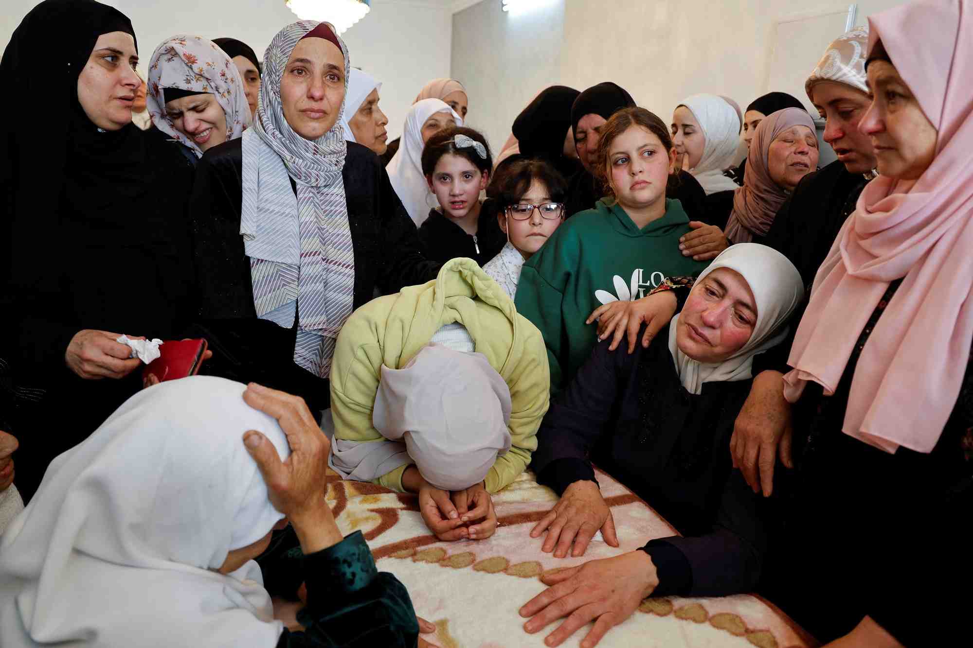 Les funerailles du palestinien yazan ishtayeh, tue lors d'un raid israelien, a salim, cisjordanie