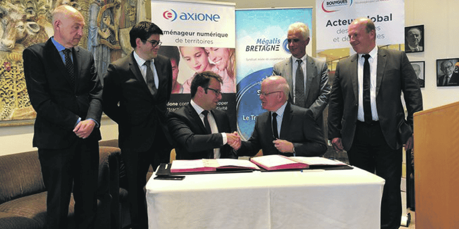 Bouygues Énergies & Services et la société Axione