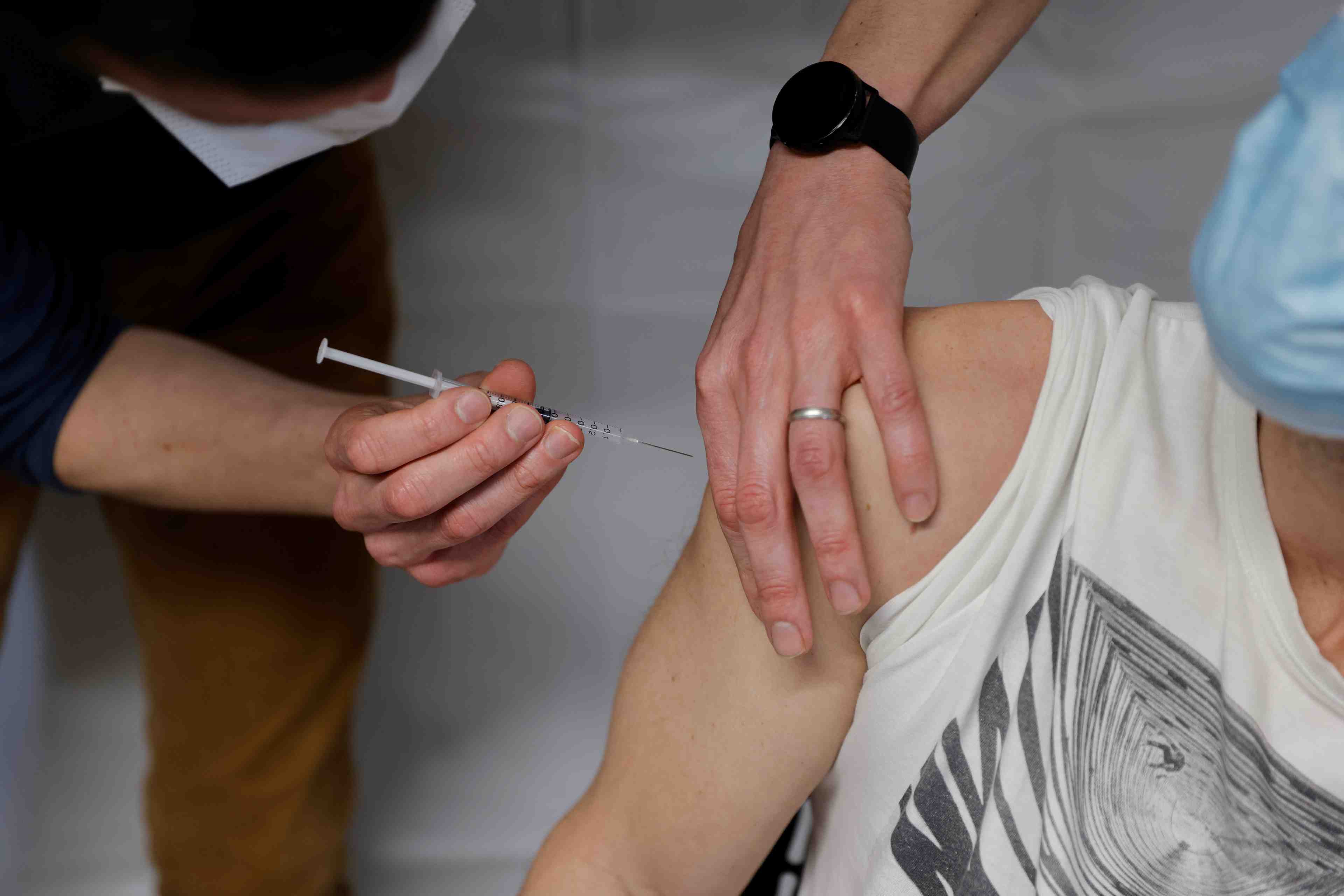 Coronavirus: plus de 4.400 patients en reanimation en france