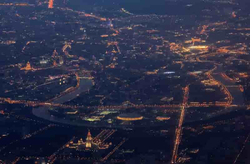 Coronavirus: moscou prolonge les restrictions sanitaires, ferme sa "fan-zone" de l'euro