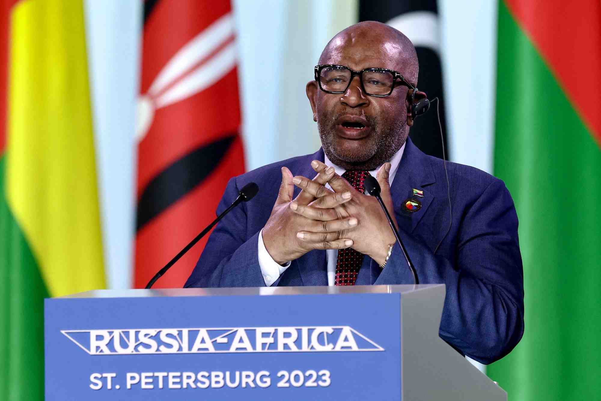 Azali assoumani, president de l'union africaine, s'exprime lors du russie-afrique a saint-petersbourg.