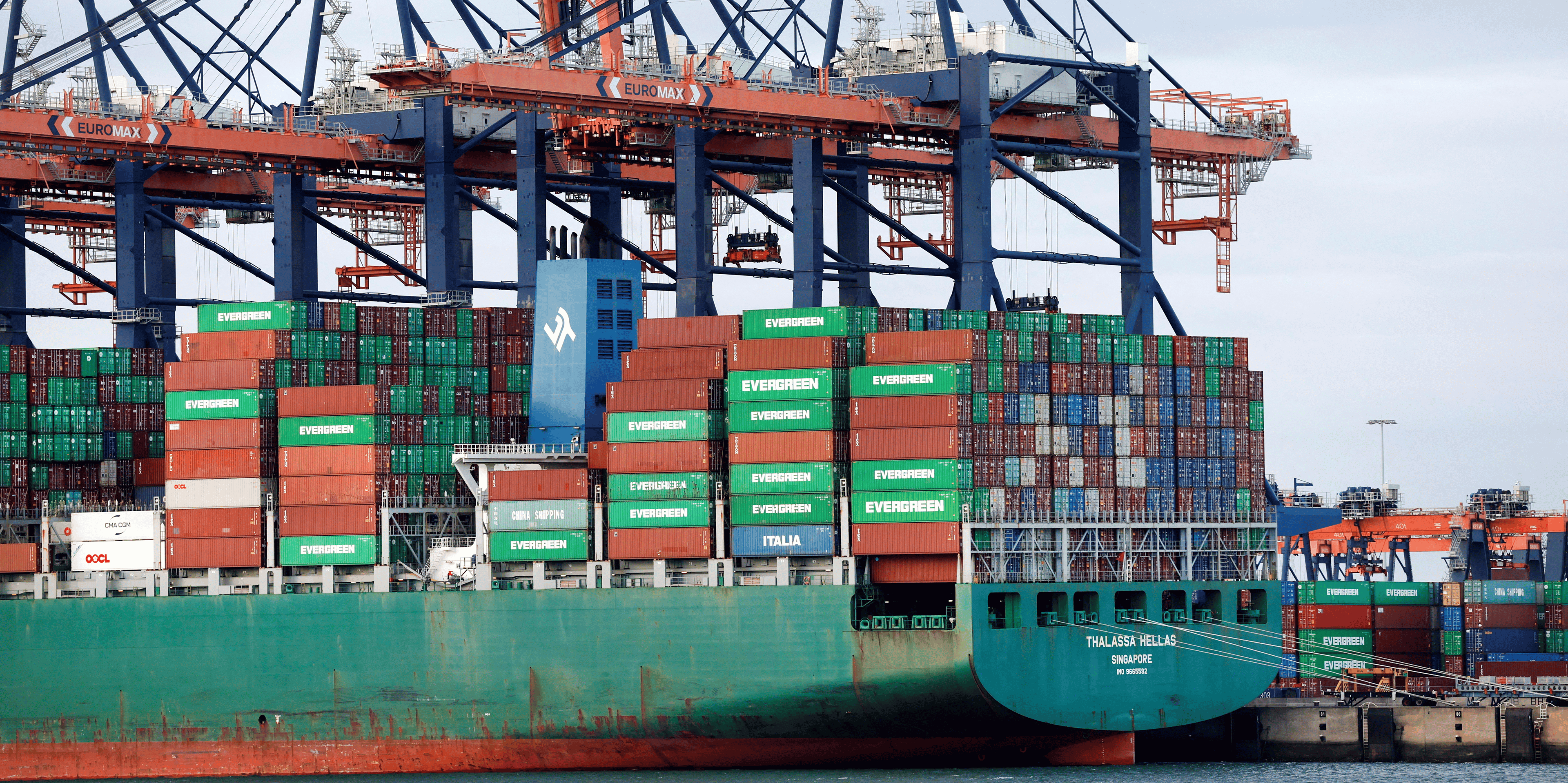 Conteneurs dans le port de rotterdam