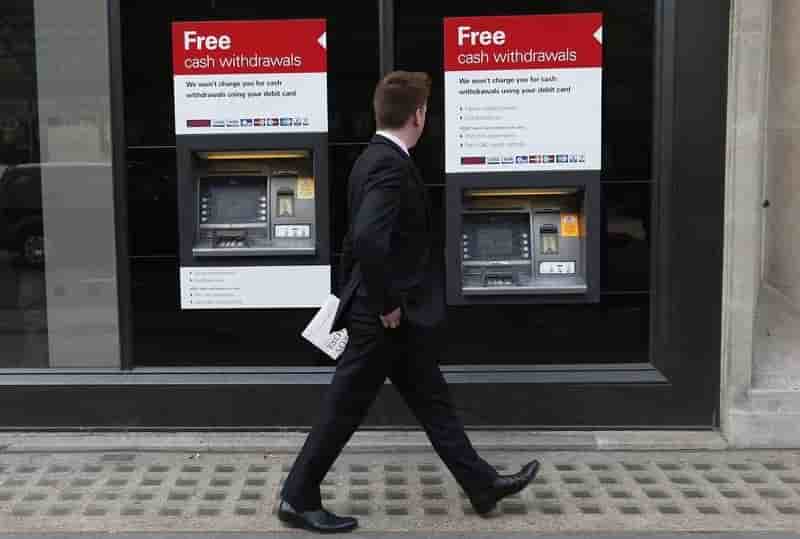Offre de 10 milliards de dollars sur le fabricant de distributeurs de billets ncr