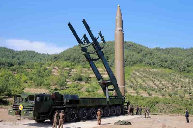 La coree du nord deplacerait un nouveau missile intercontinental