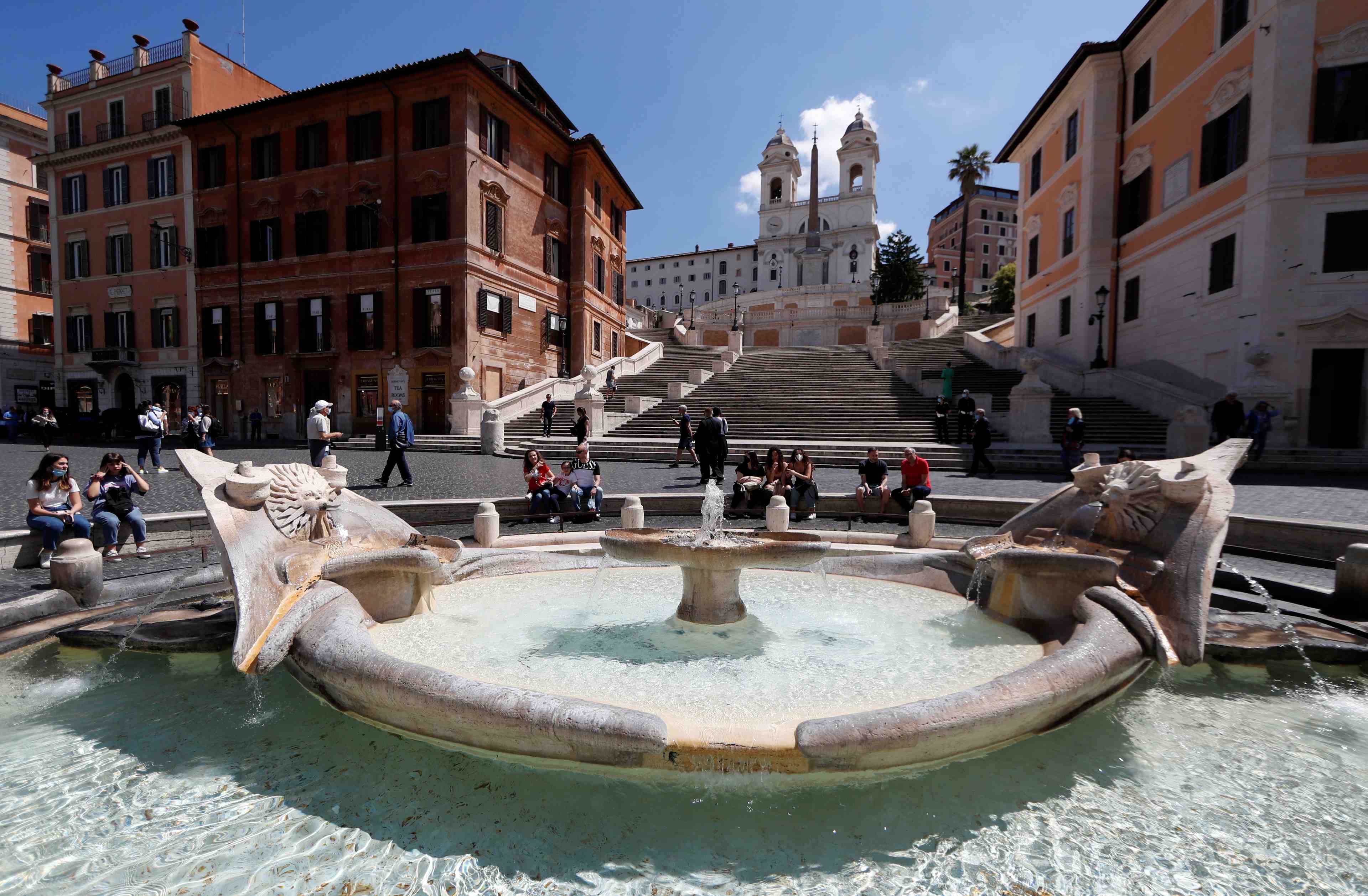 Italie: plan de relance de 15 a 20 milliards d'euros en projet, vers un deficit a plus de 11% du pib