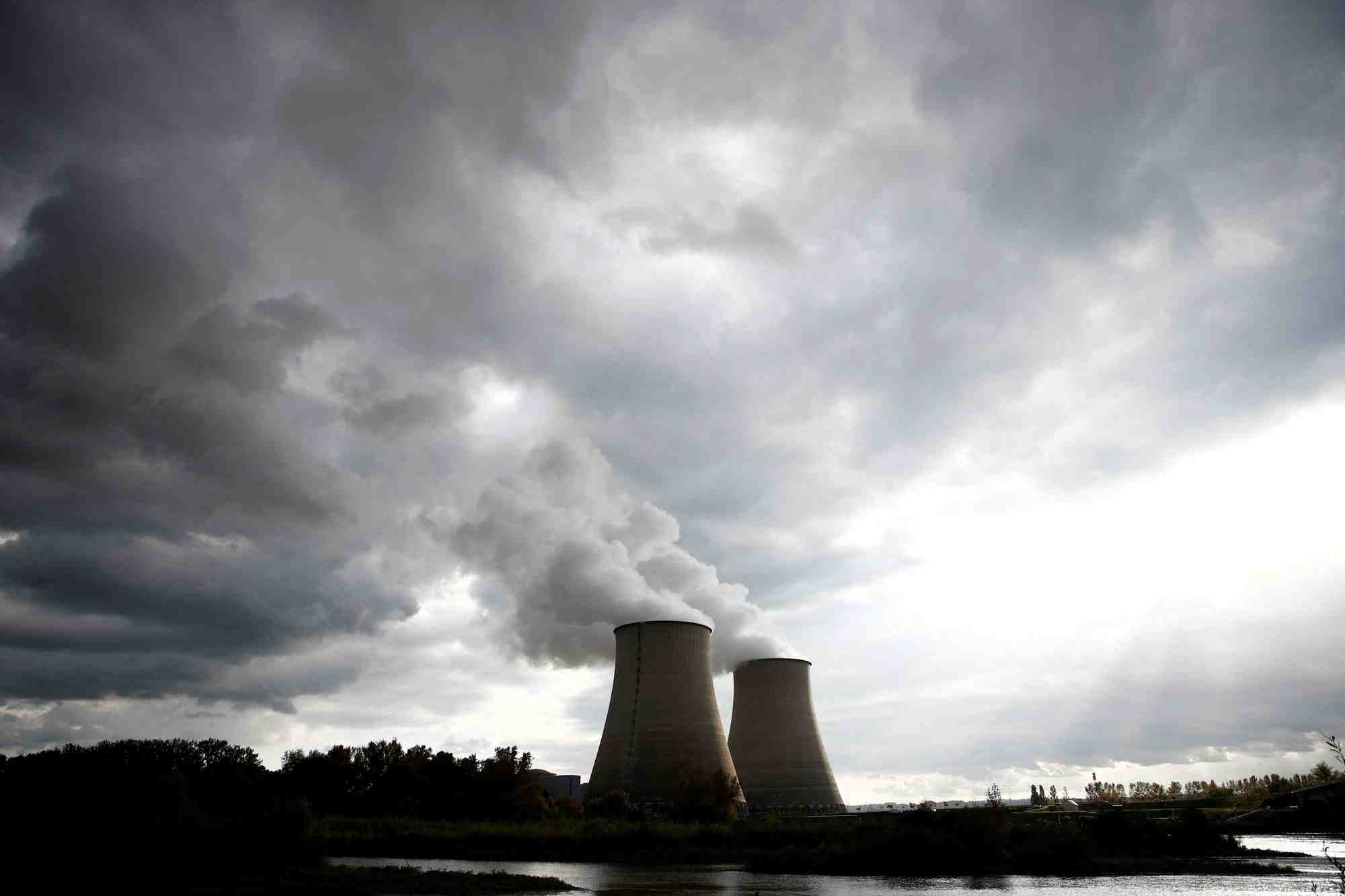 Centrale nucleaire d'electricite de france a belleville-sur-loire