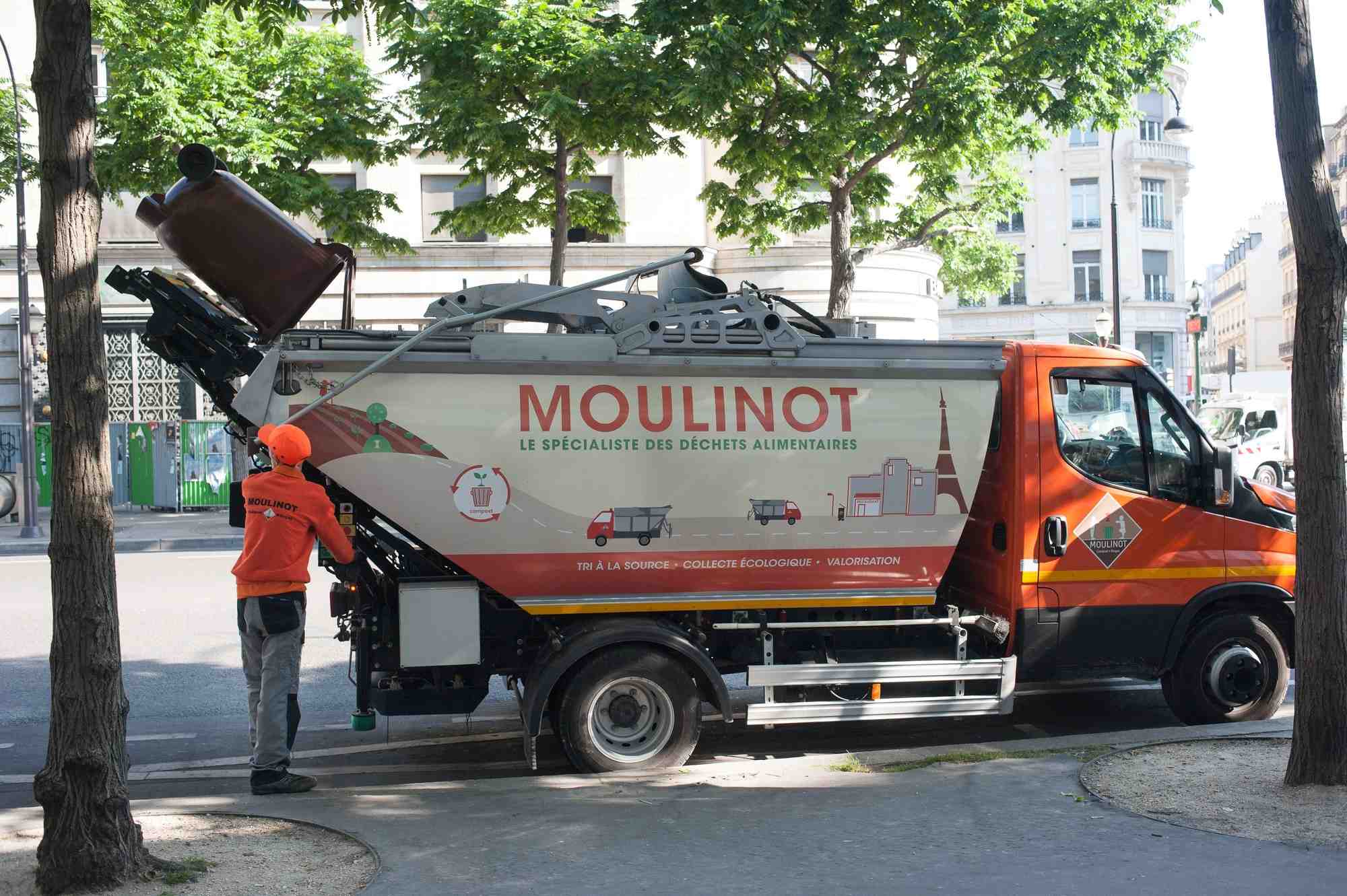 Lancé le 1er septembre auprès de 400 établissements publics, le marché de la collecte des déchets alimentaires remporté auprès de la Ville de Paris sera étendu aux 1.200 restaurants collectifs de Paris le 31 décembre prochain.