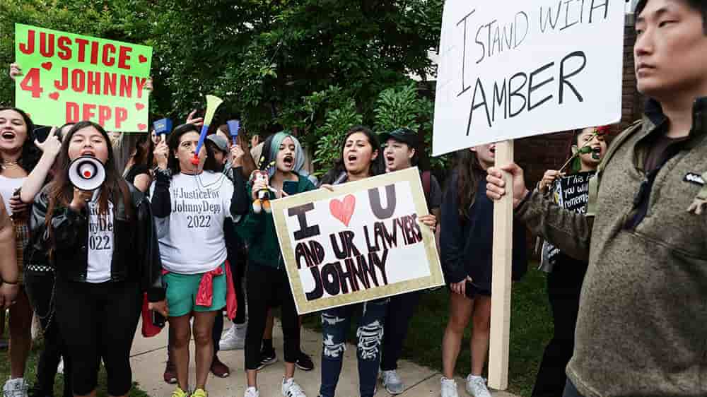 Mobilisation de fans au dernier jour du procès Depp-Heard.