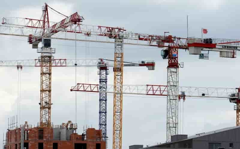 La federation francaise du batiment entrevoit les premiers signes d'amelioration pour le secteur
