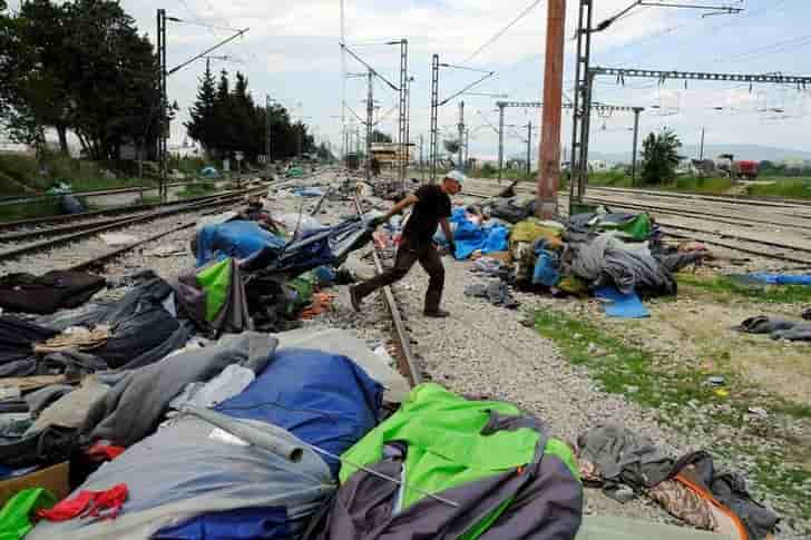 Le hcr critique l'hebergement des migrants evacues du village grec d'idomeni