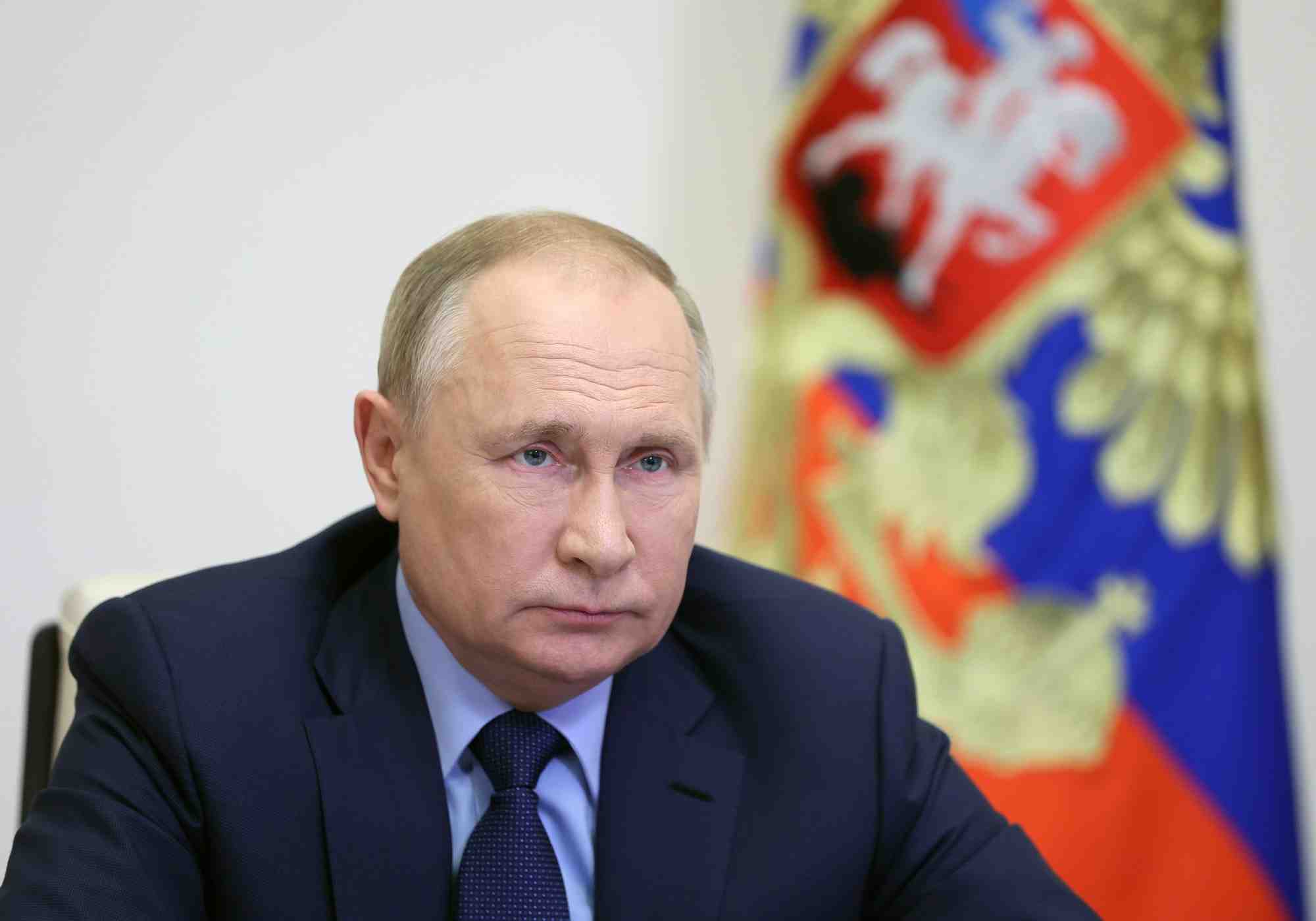 Pour poutine, les exercices de l'otan en mer noire sont un serieux defi pour moscou