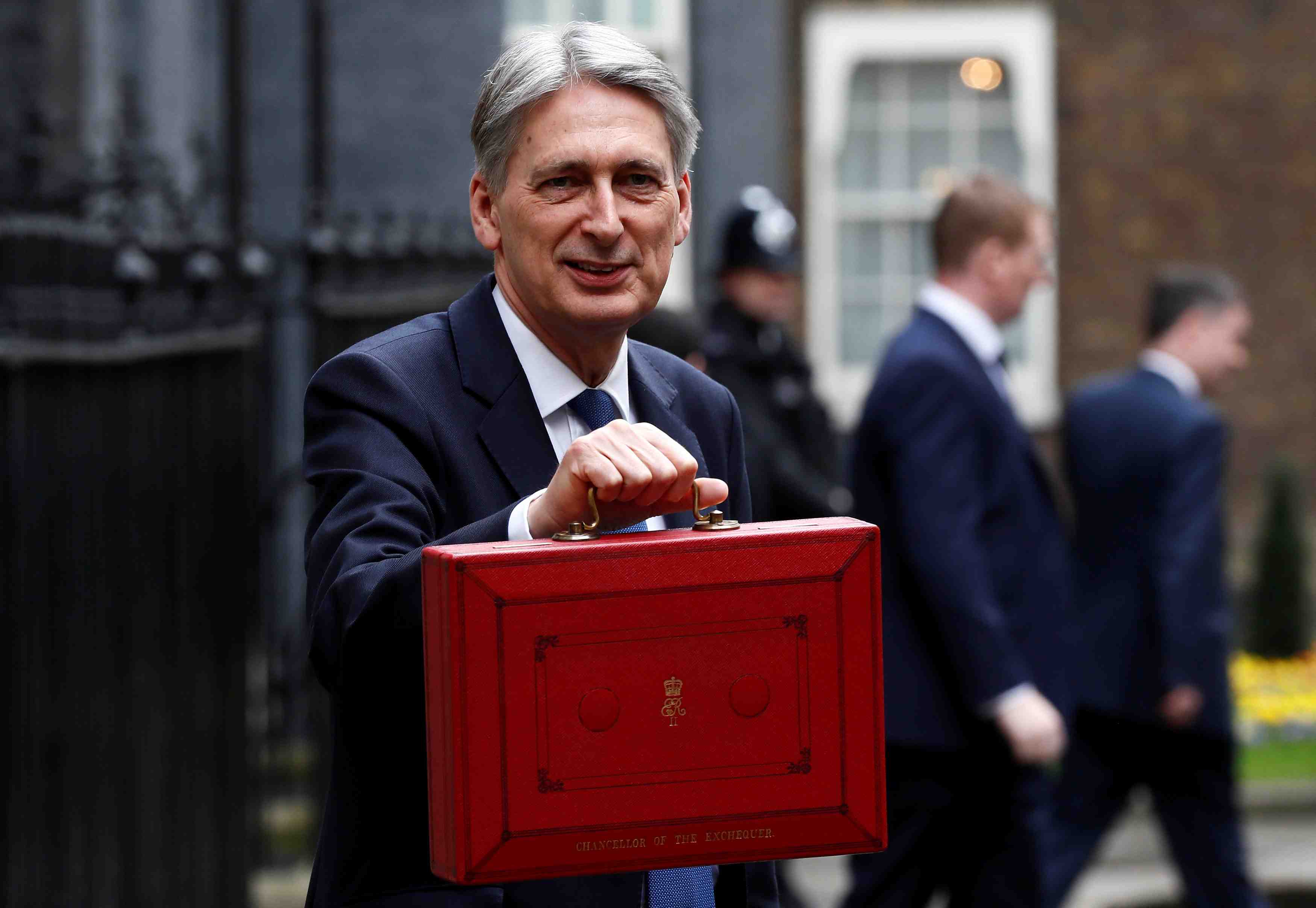 Hammond presente un budget prudent pour le brexit