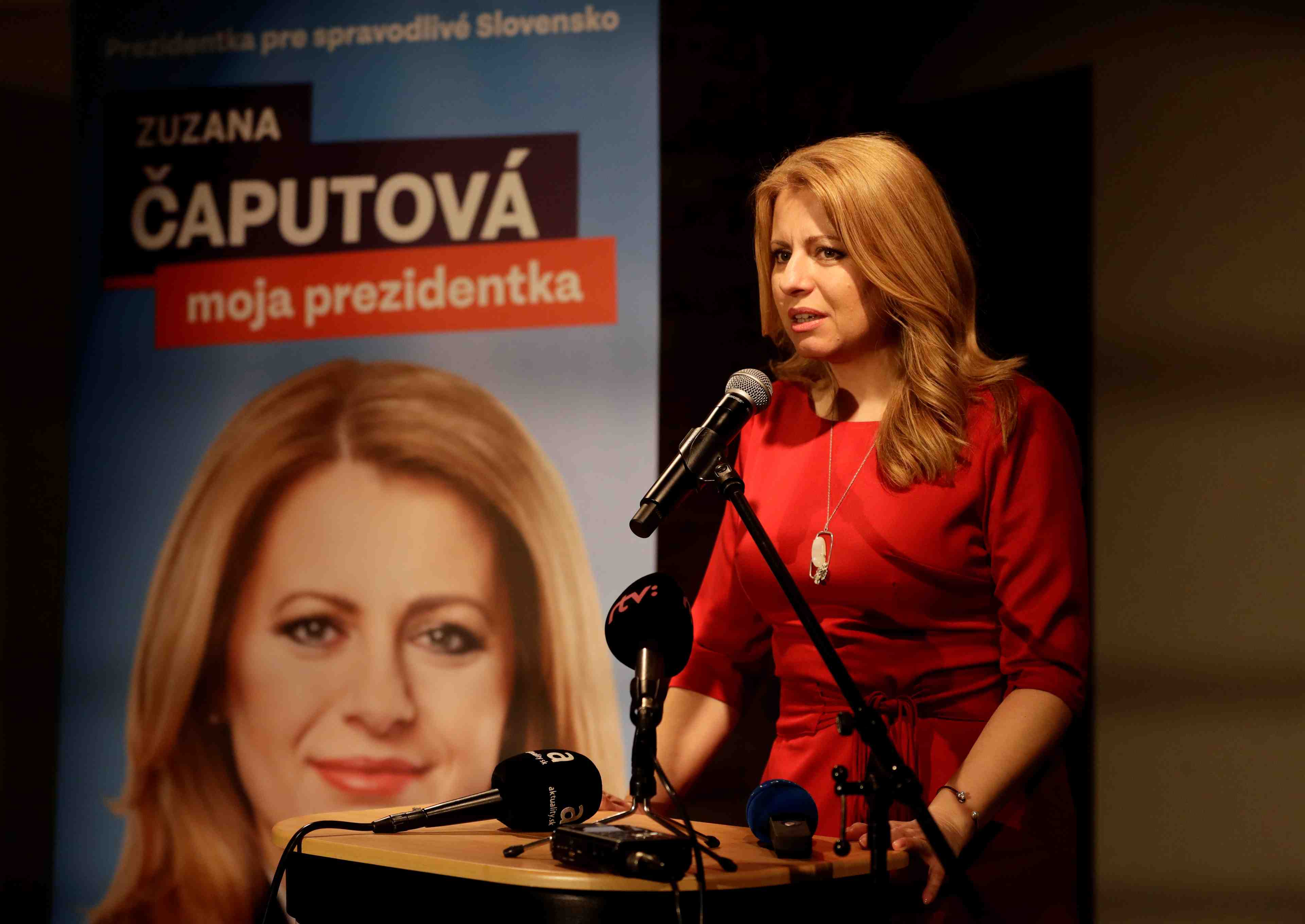 Une novice en politique en tete de la presidentielle en slovaquie