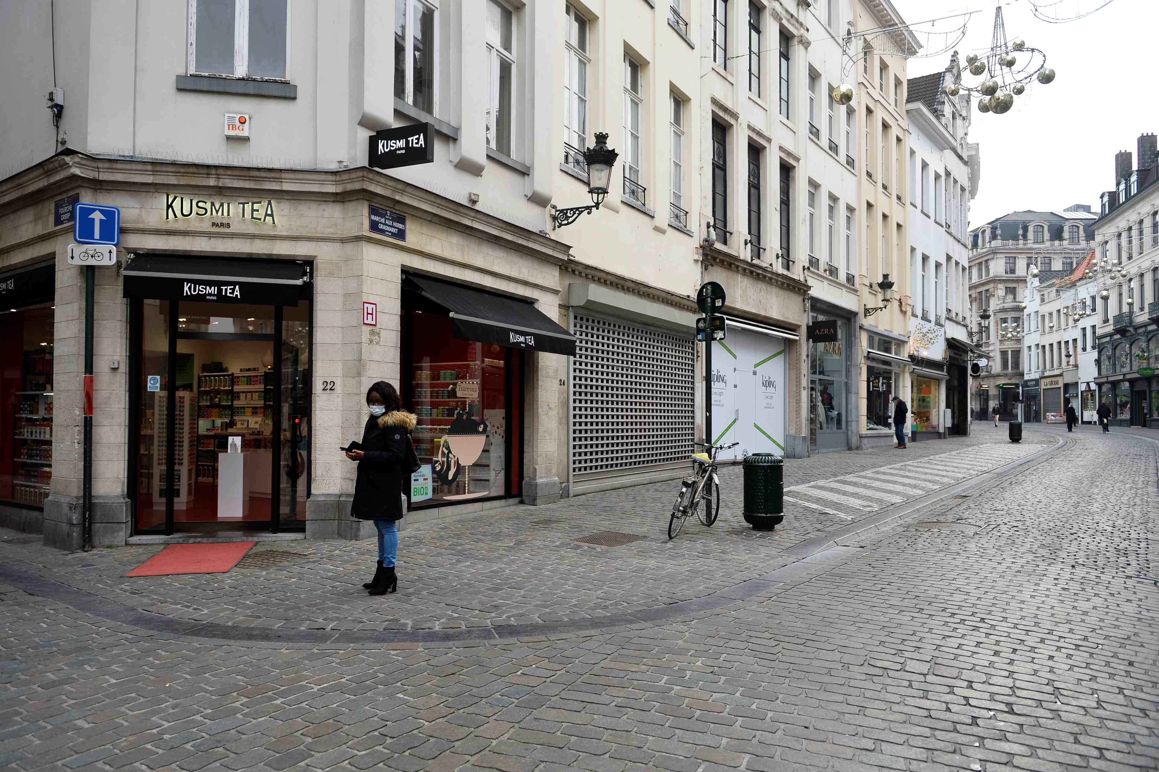 La belgique va refermer ecoles, coiffeurs et certains commerces