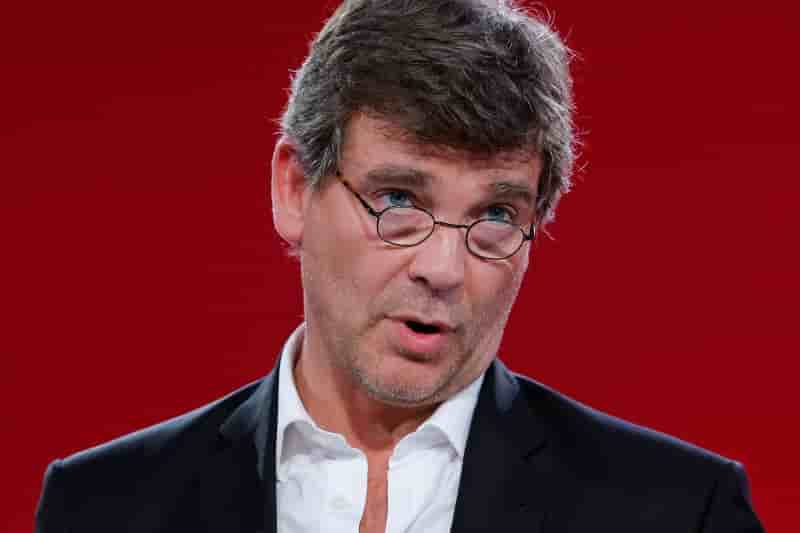 Arnaud montebourg se positionne pour 2017