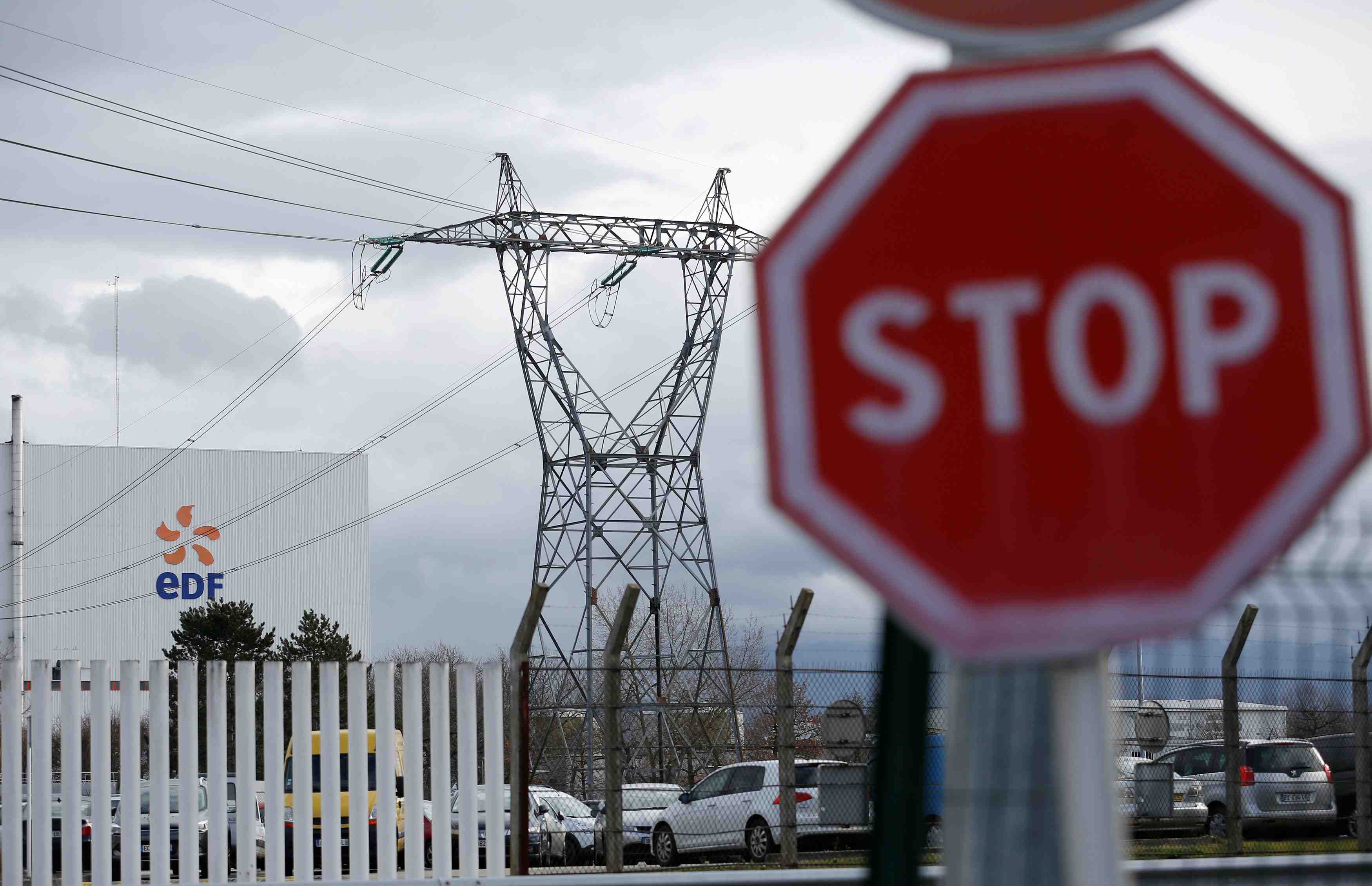 Edf veut attendre 2029 avant de fermer d'autres reacteurs nucleaires
