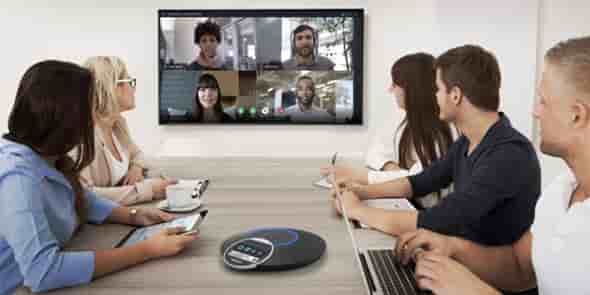 Les nouveaux dirigeants veulent poursuivre le développement de Onedirect en le renforçant sur ses quatre principaux métiers : casques téléphoniques, téléphones sans fil qui se connectent à la box, talkie-walkie, et audio et visioconférence.