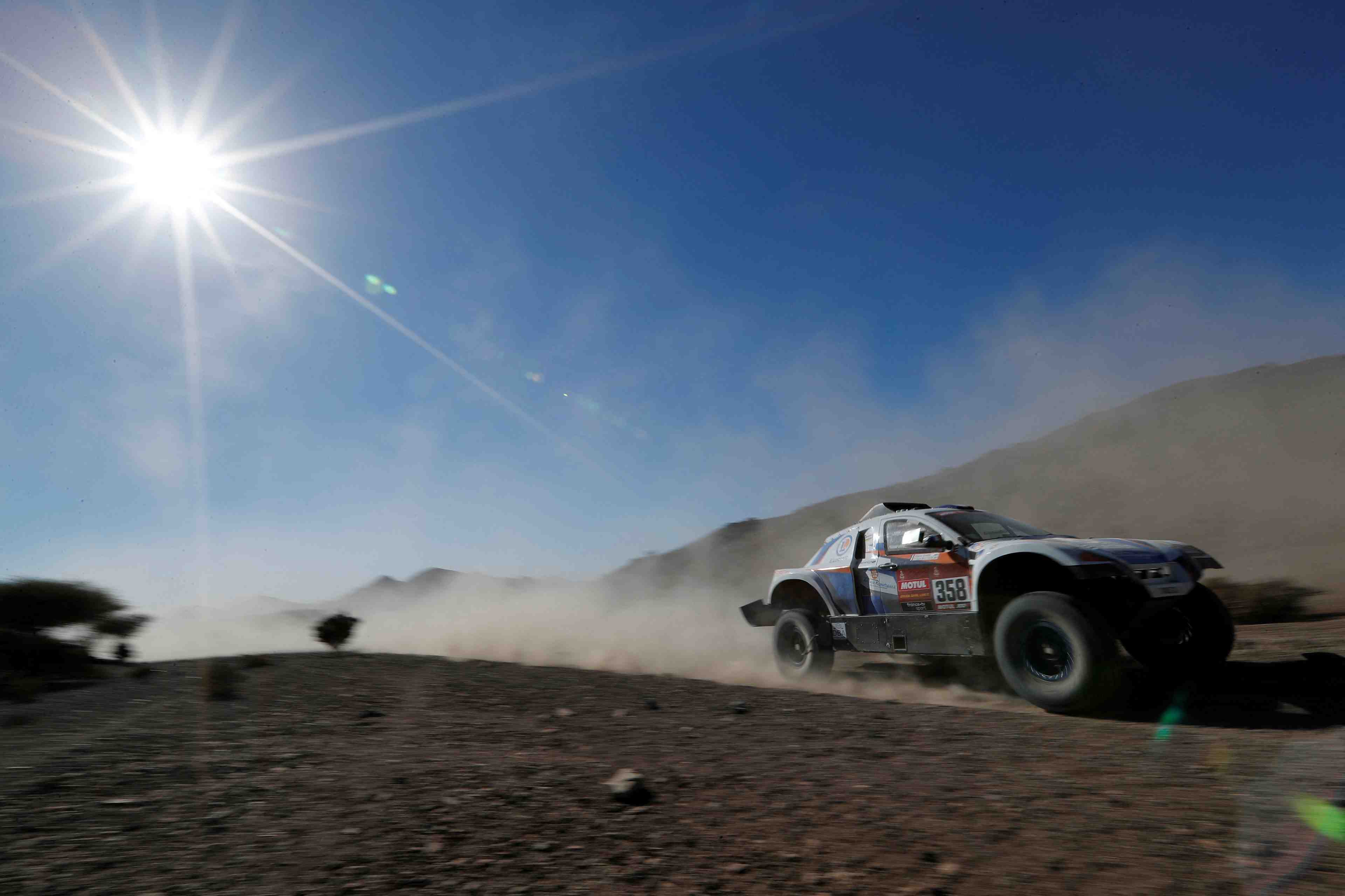 Dakar 2022: il y a peut-etre eu un attentat terroriste, dit le drian