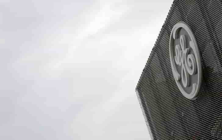 Ge serait pres de vendre tout ou partie de ses biens immobiliers