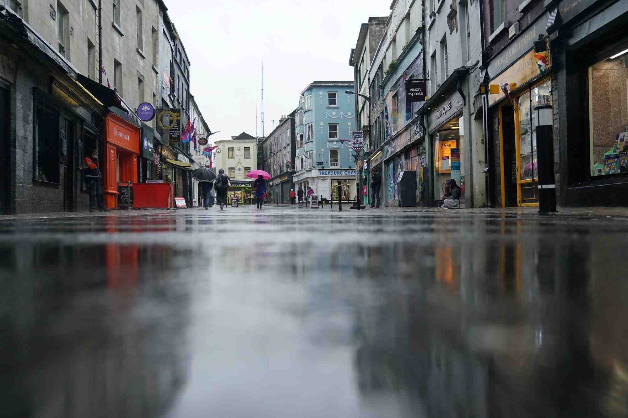 Quasi-reconfinement en irlande, les ecoles restent ouvertes