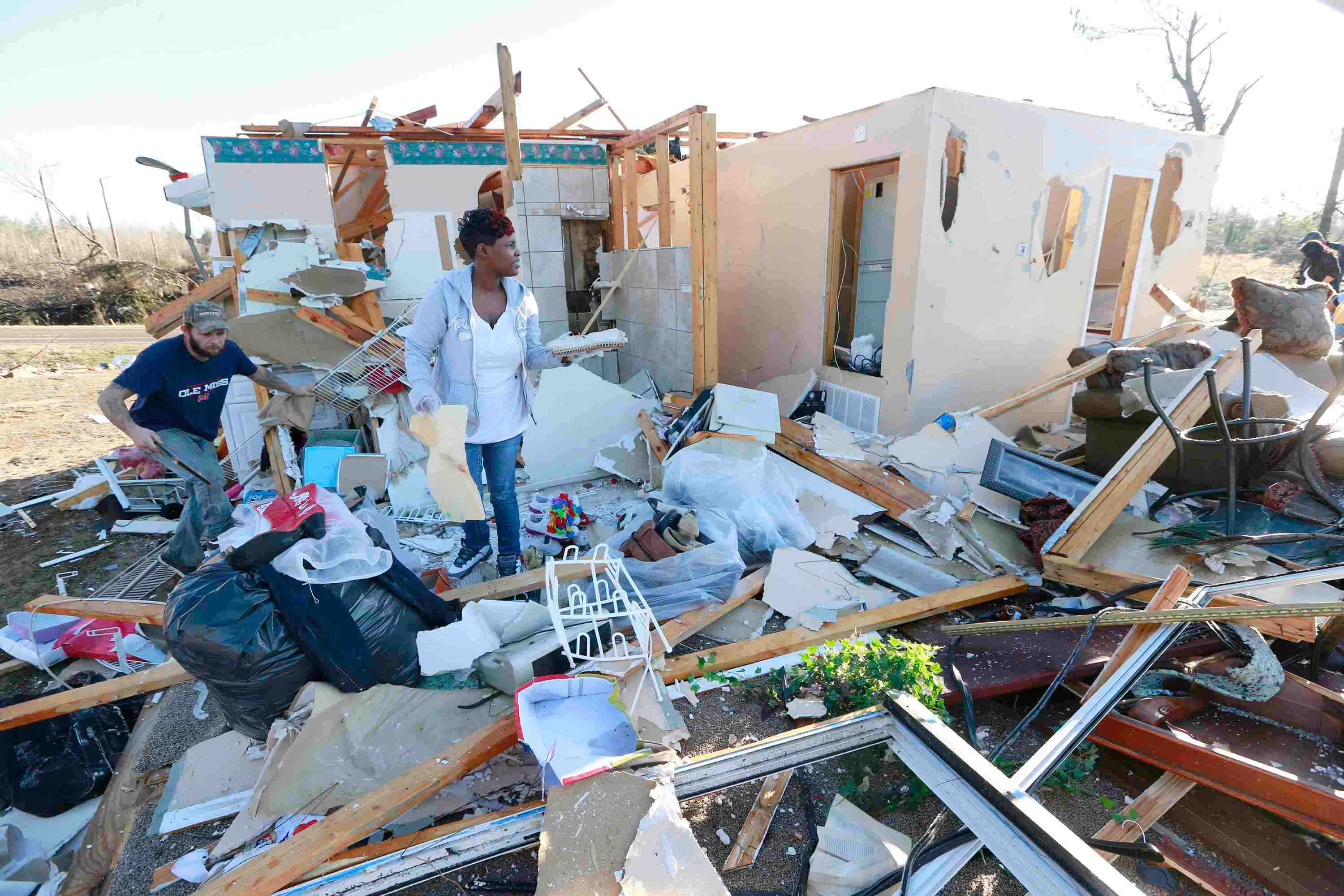 Au moins 26 morts dans des tornades aux etats-unis