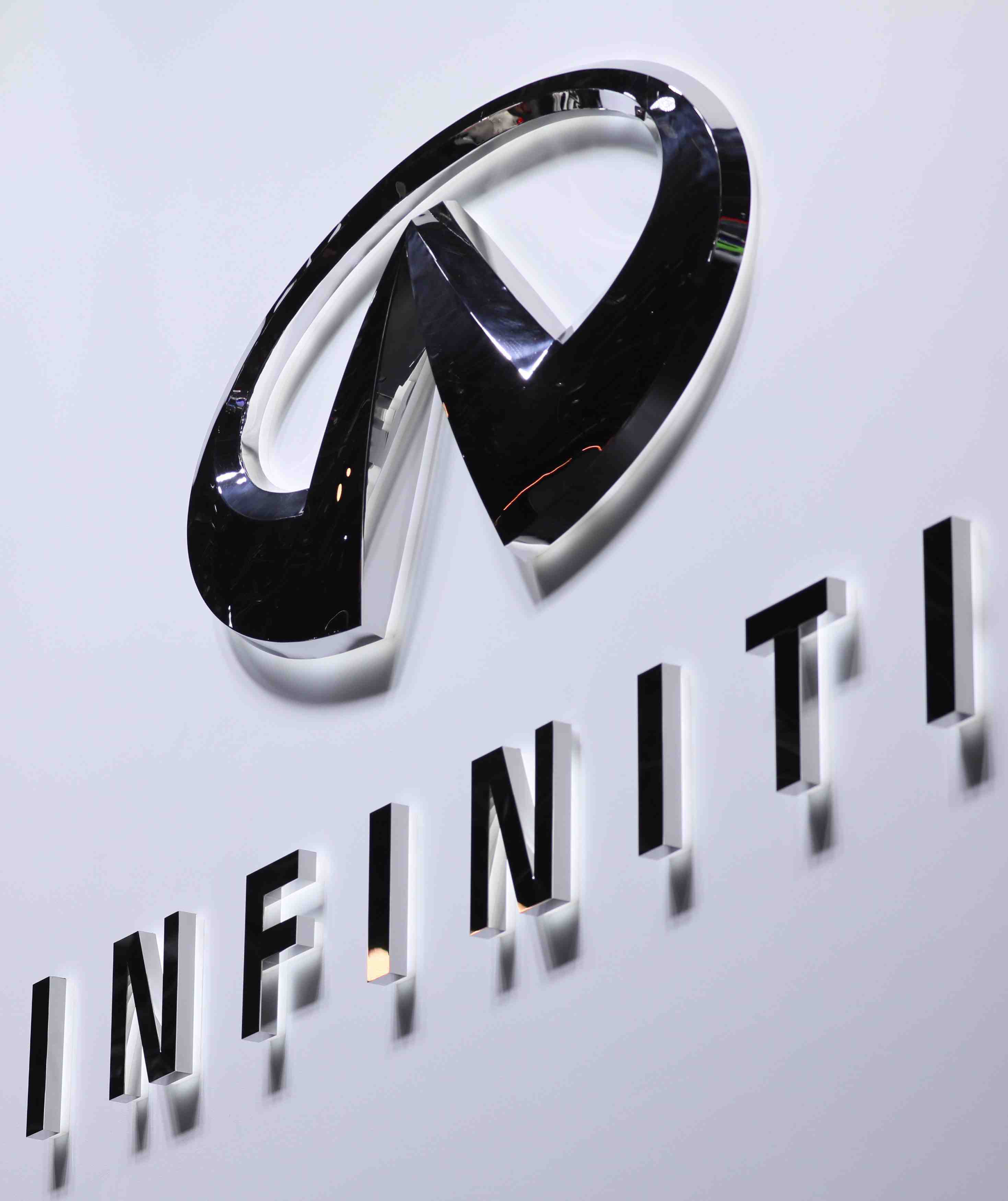 Infiniti, marque haut de gamme de nissan, rapatrie son siege au japon