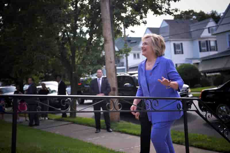 Un rapport du fbi sur les emails de clinton remis au congres