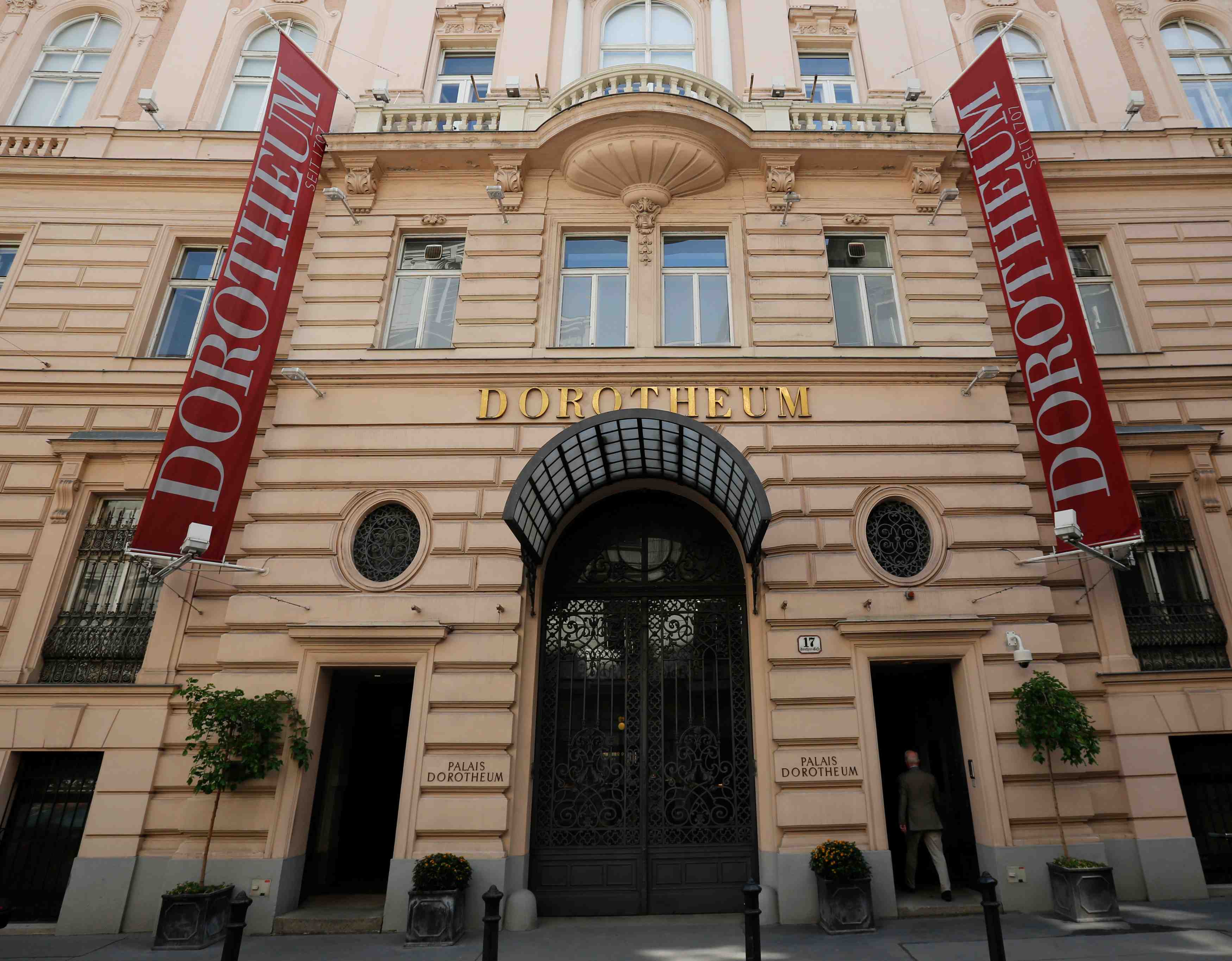 Un renoir derobe a vienne avant une vente aux encheres