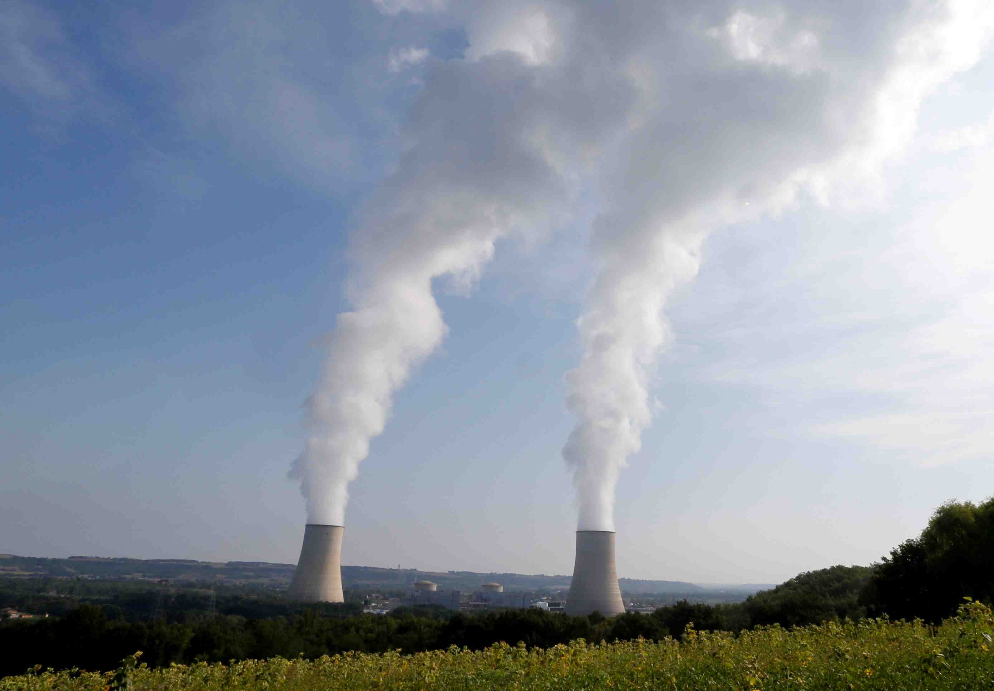 Paris discute toujours avec bruxelles du projet de reforme du nucleaire, selon des sources
