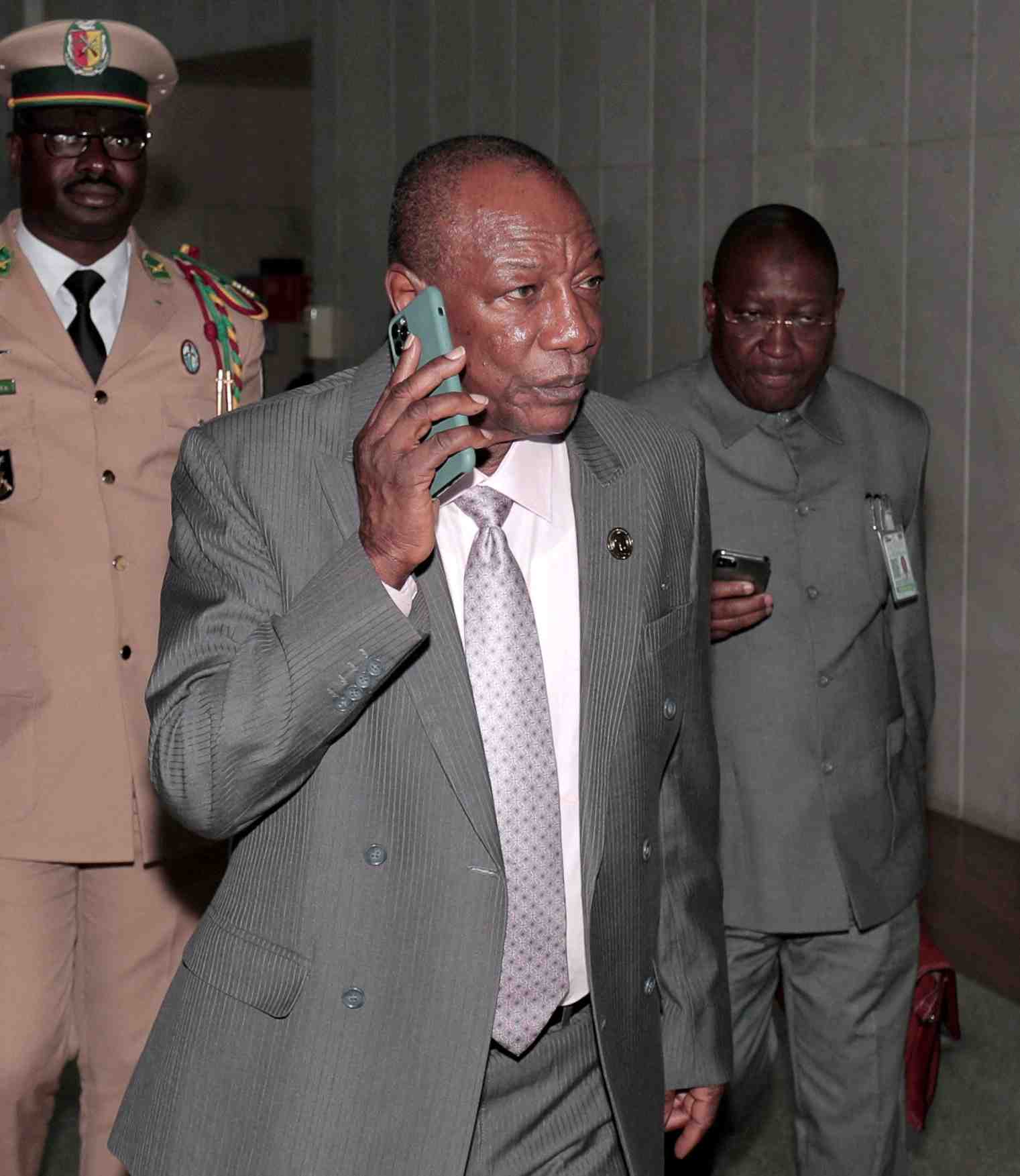 Guinee: la junte autorise conde a quitter le pays pour passer un examen medical