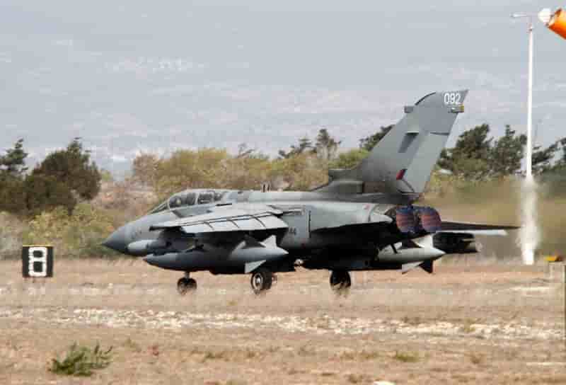 Premières frappes britanniques en Irak contre l'Etat islamique