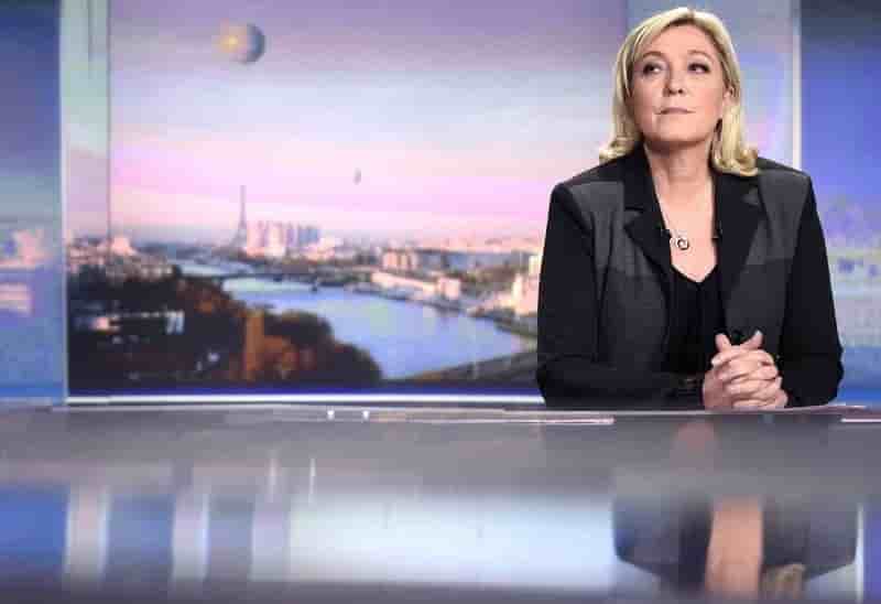 Marine le pen engage une procedure disciplinaire contre son pere