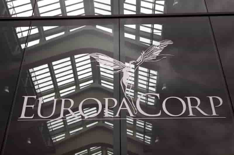 Europacorp veut arreter l'exploitation de complexes de cinema