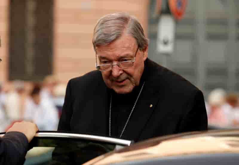 Le cardinal pell, inculpe d'abus sexuels, clame son innocence