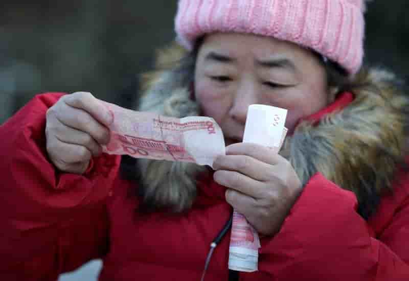 Plus forte chute depuis un an et demi pour les actions chinoises